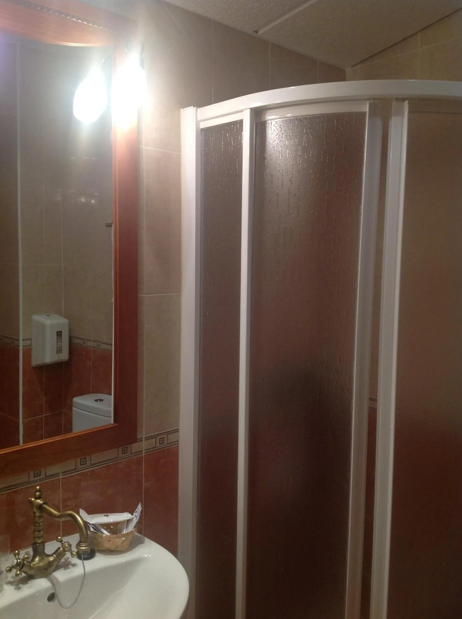 Bathroom in Hotel Julio