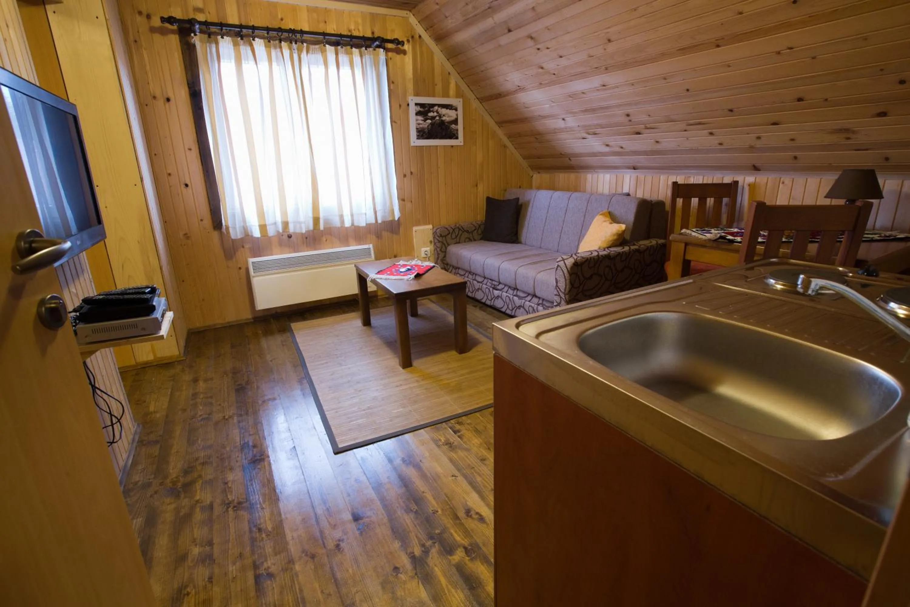 TV and multimedia in Apartments Peaks