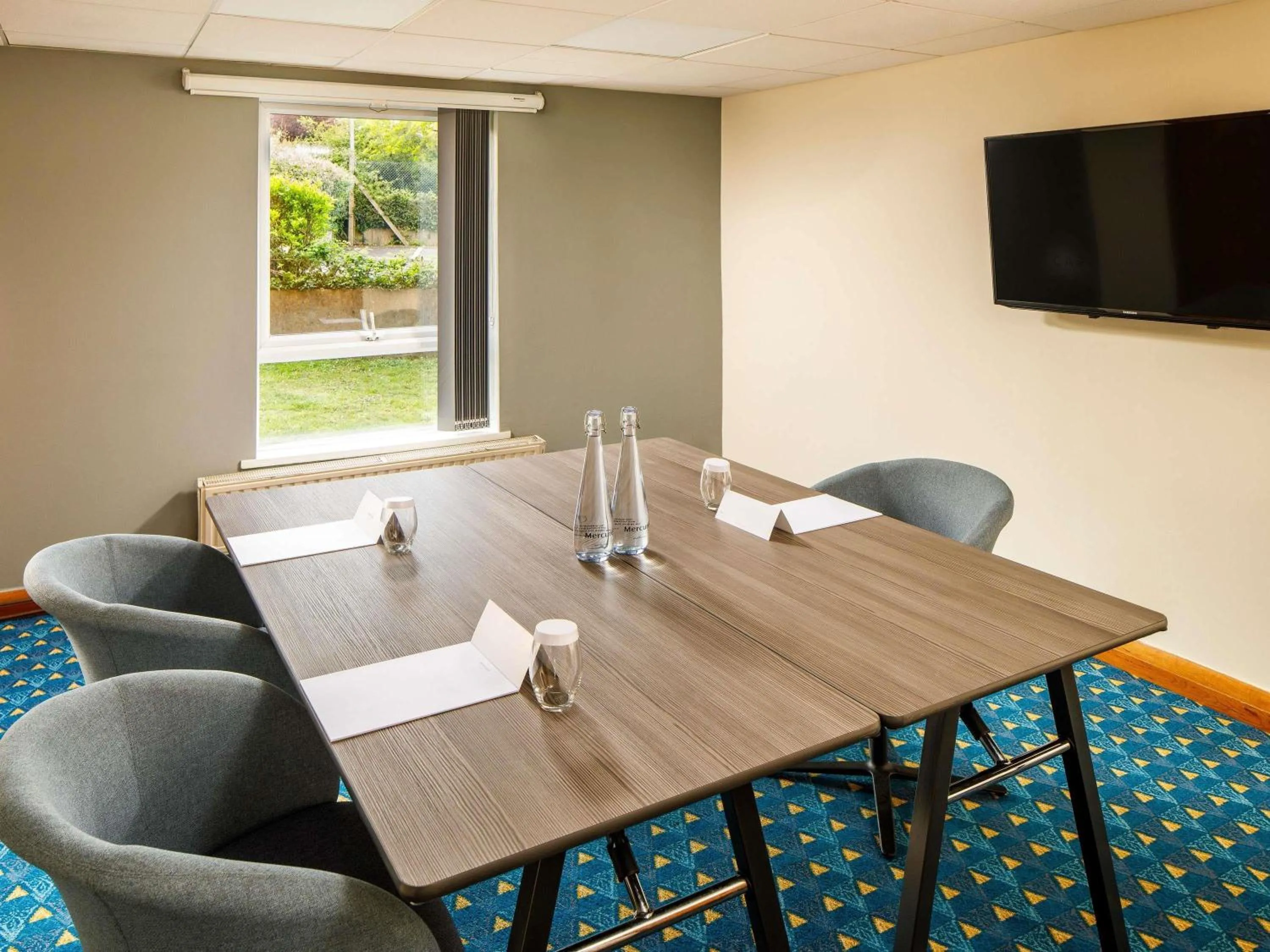 Meeting/conference room in Mercure Cardiff North Hotel