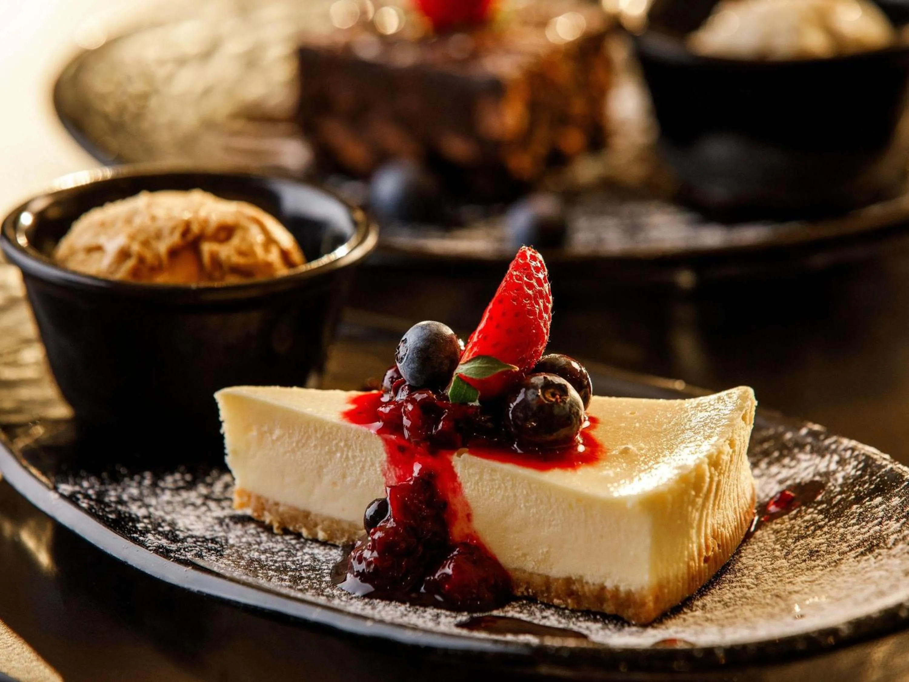 Restaurant/places to eat in Mercure Cardiff North Hotel