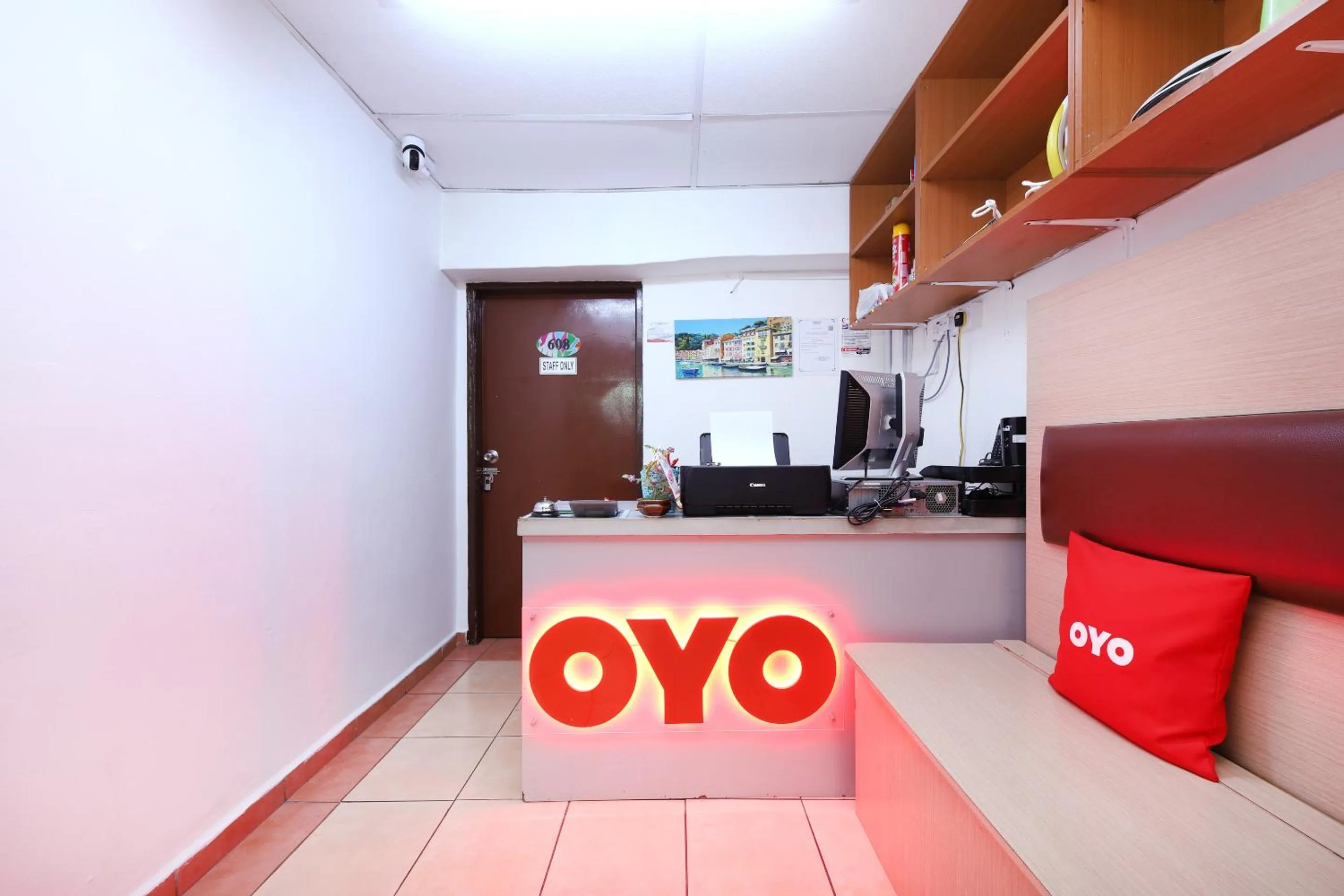 Lobby or reception in Azimaju Guesthouse