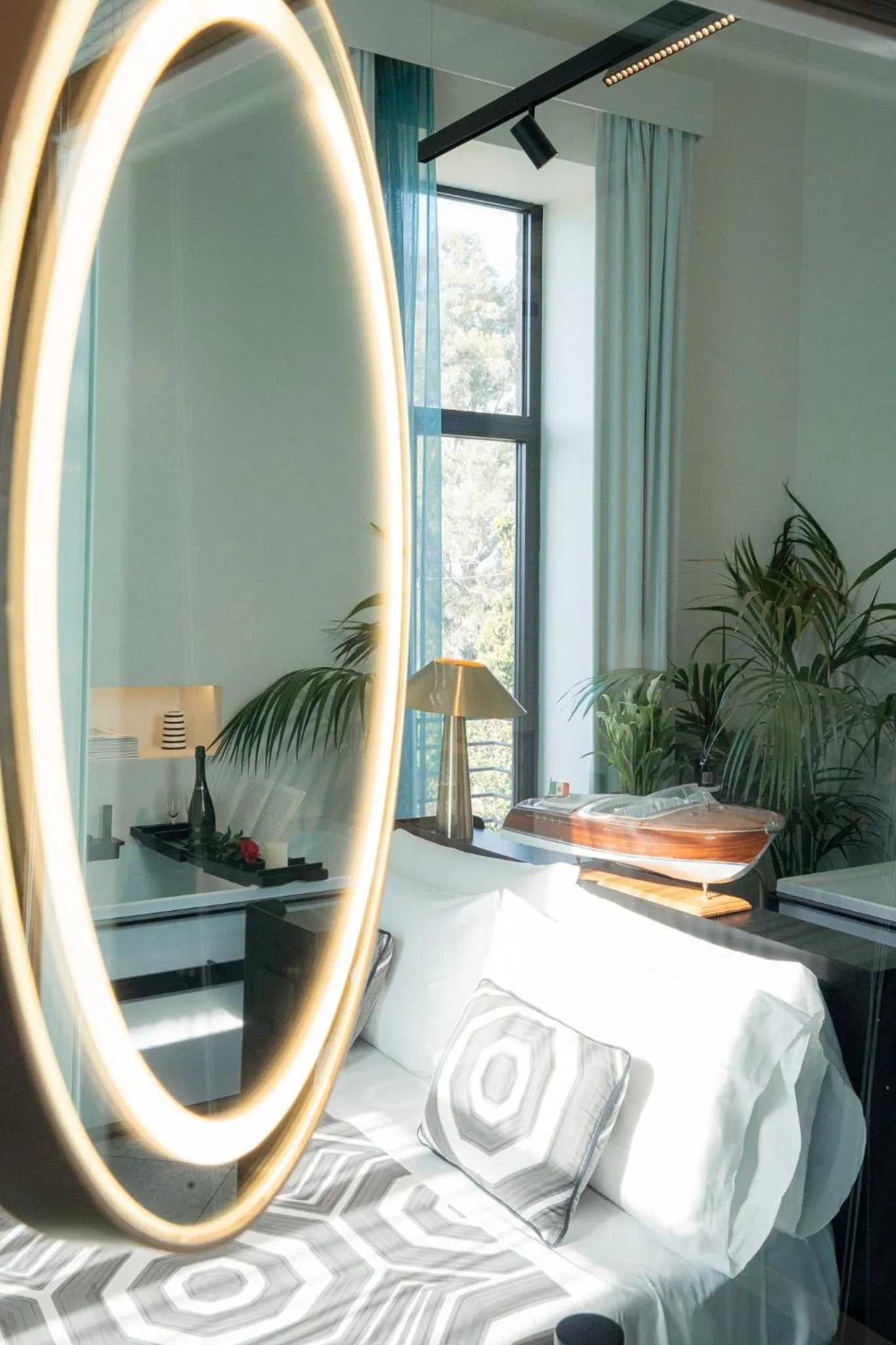 Bed in 1912 Relais - Sorrento Coast