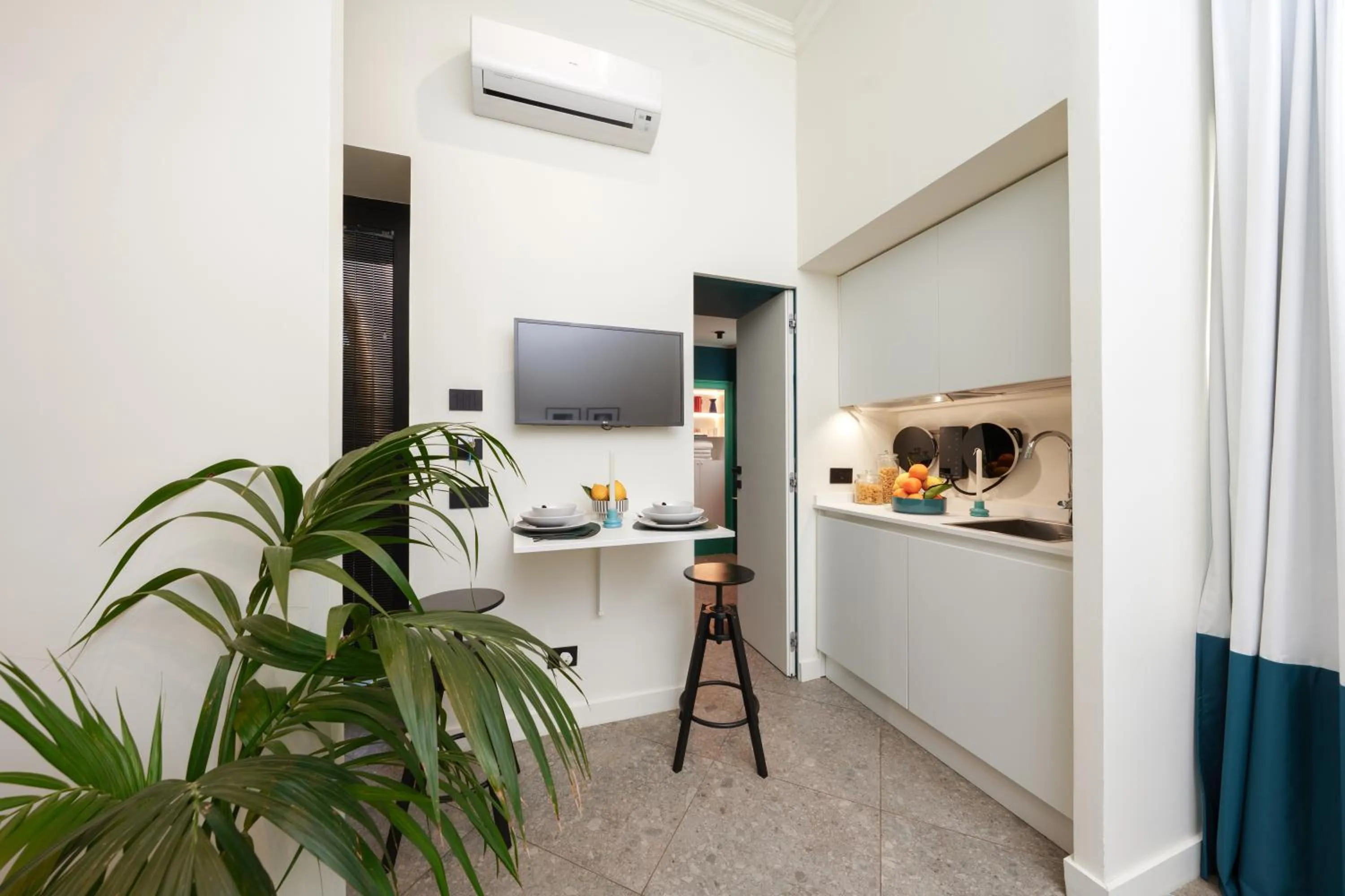 TV and multimedia in 1912 Relais - Sorrento Coast