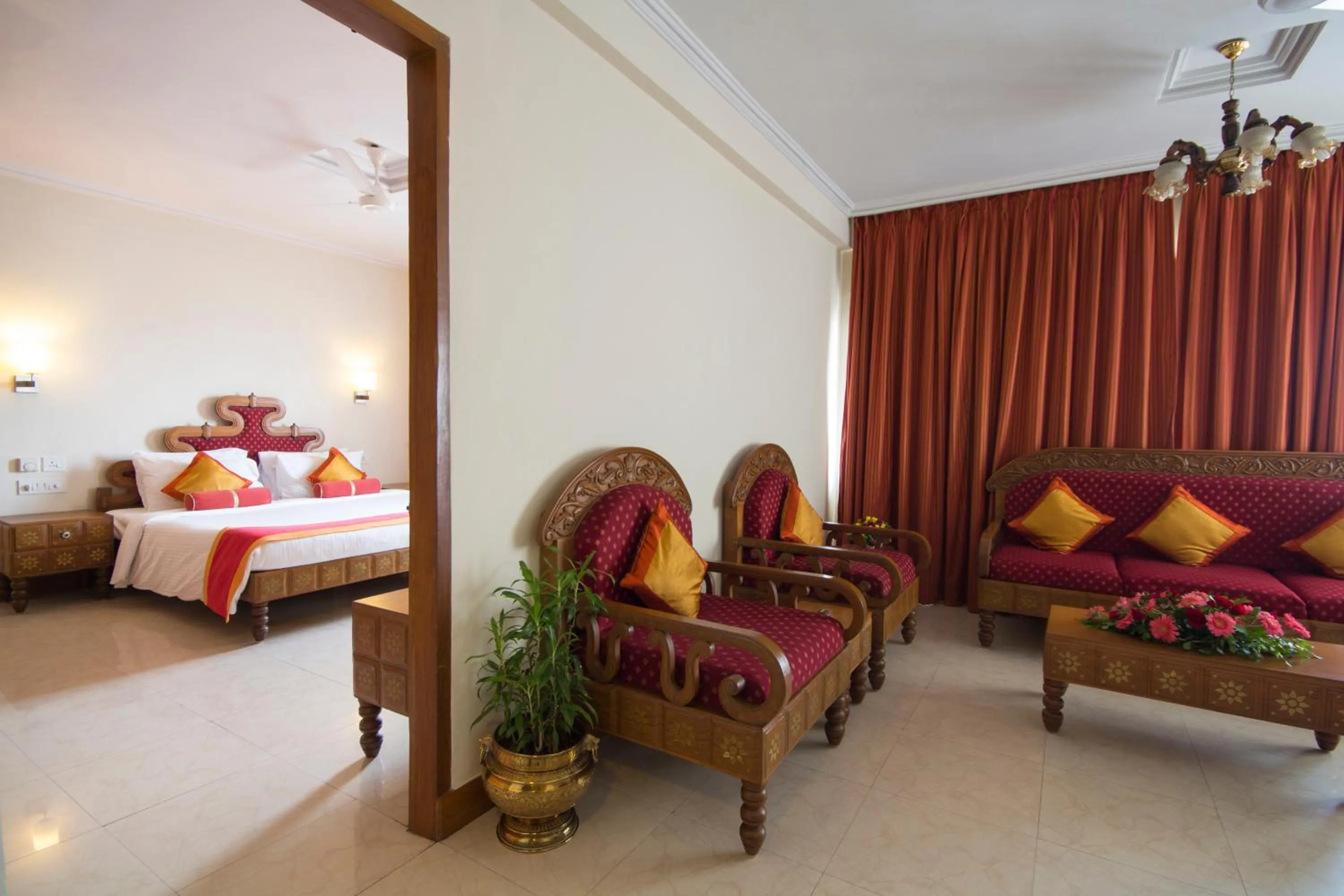 Seating area, Bed in Dolphin Hotel