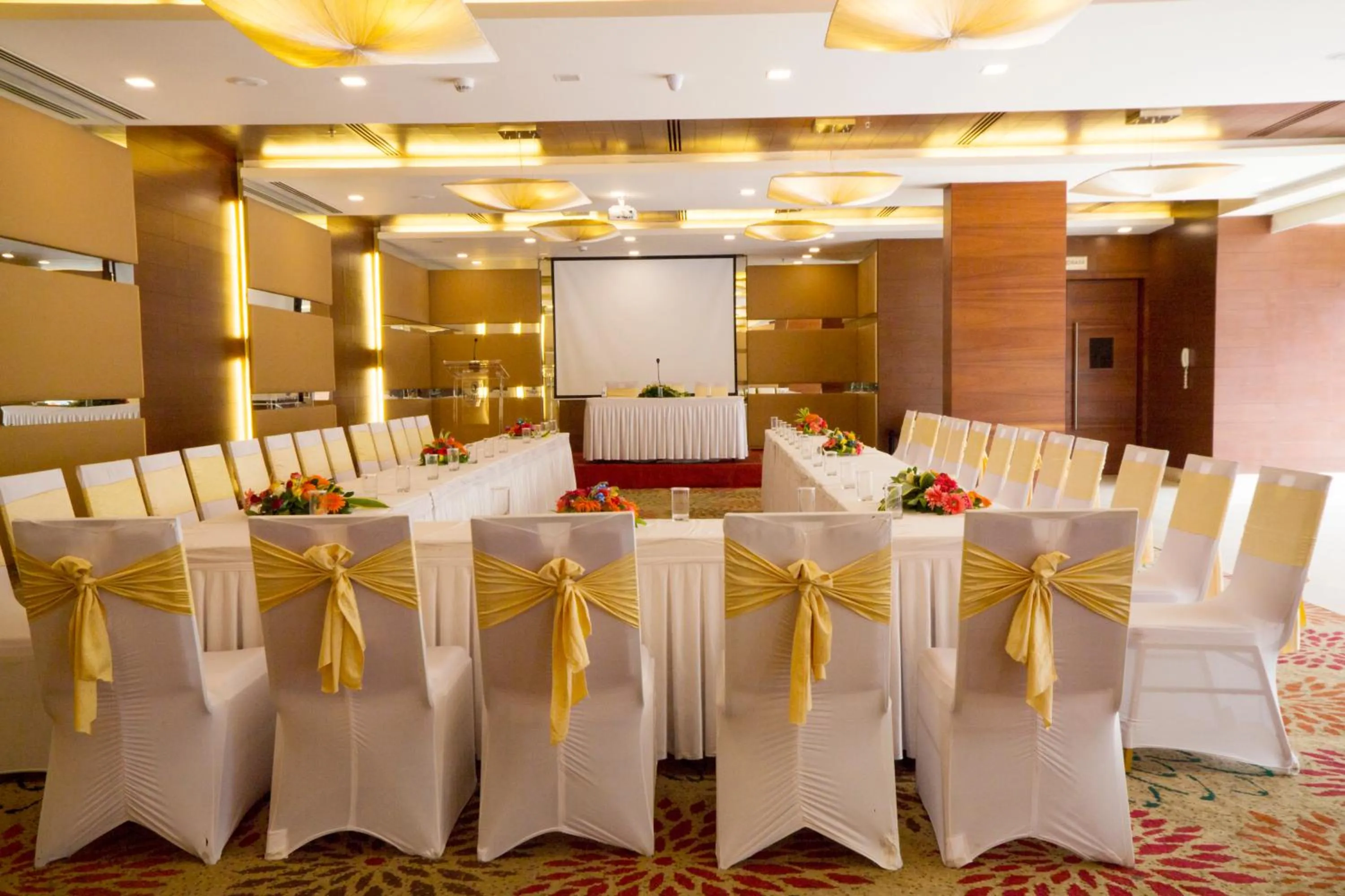 Banquet/Function facilities in Dolphin Hotel
