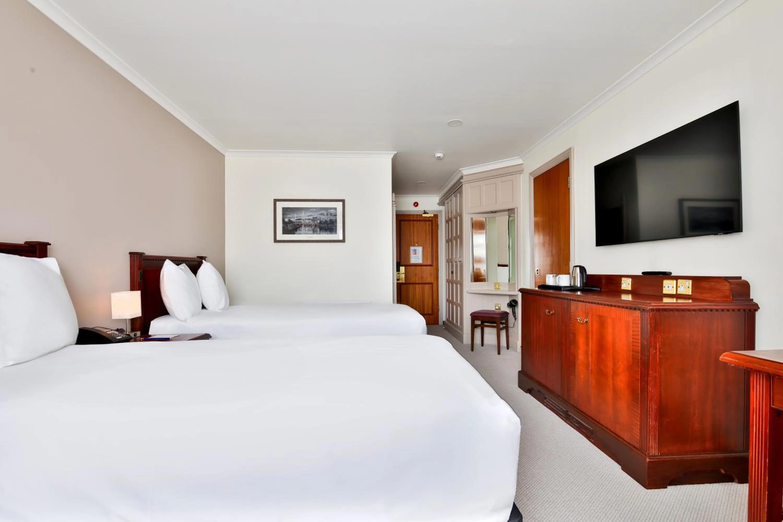 Bedroom, Bed in The Copthorne Hotel Cardiff