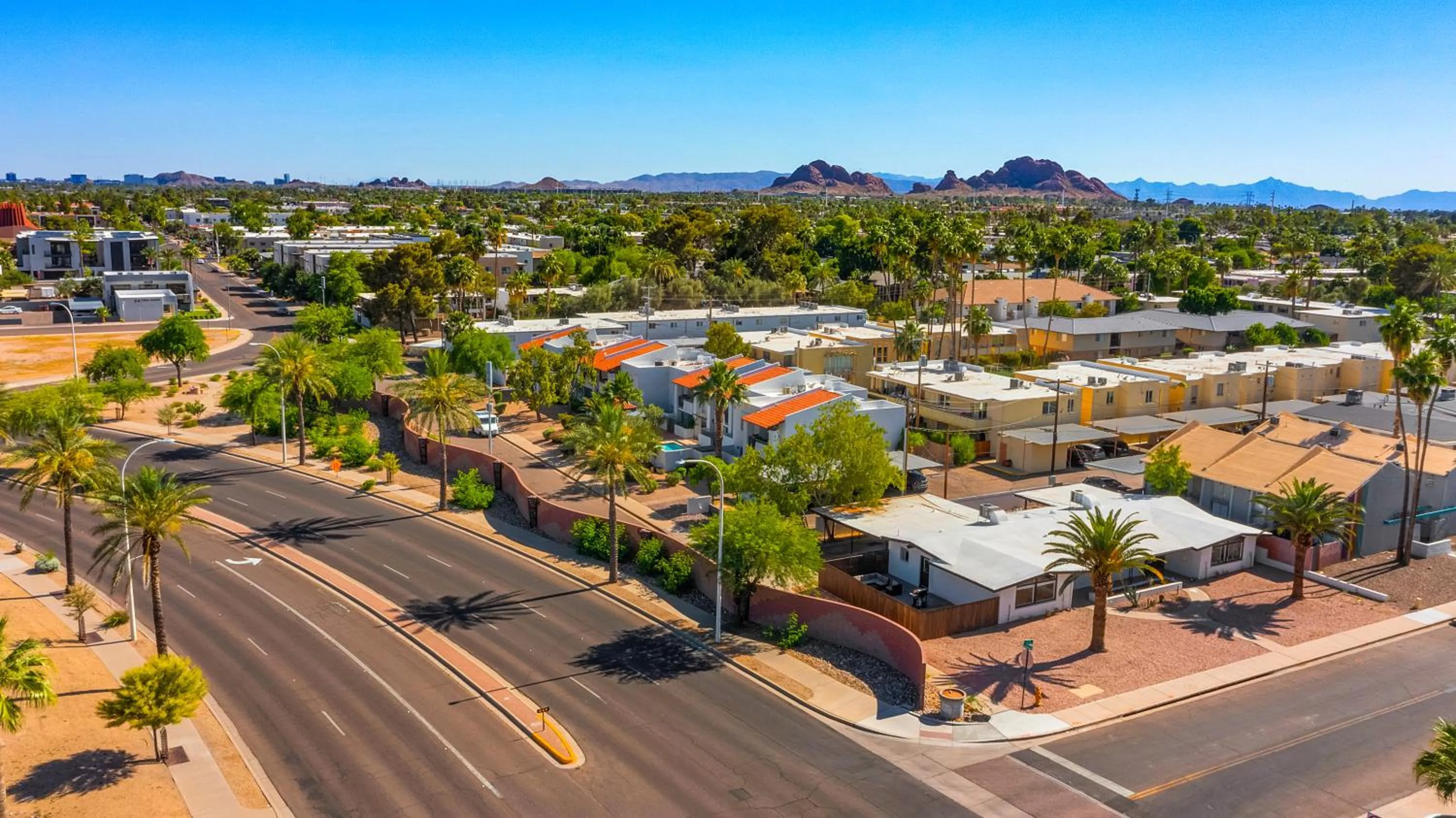 Neighbourhood in Heart of Old Town Scottsdale - walk to nightlife
