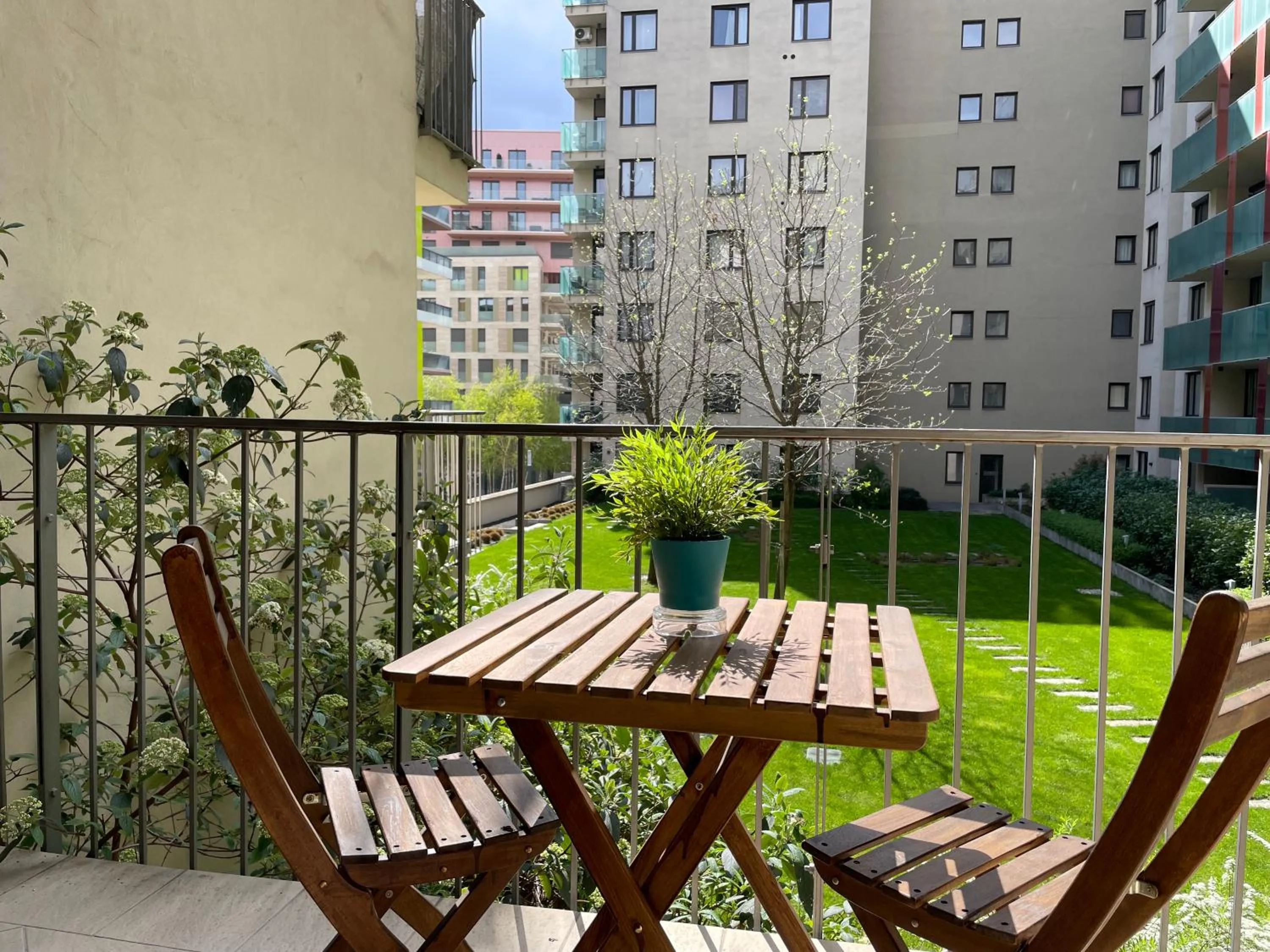 Balcony/Terrace in Corvin Center Suites