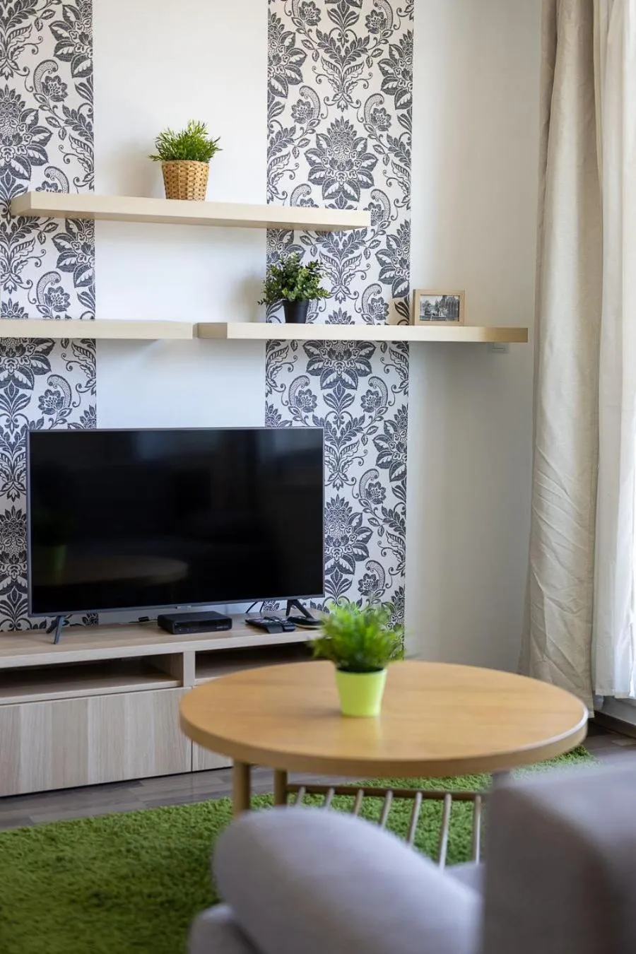 Living room in Corvin Center Suites