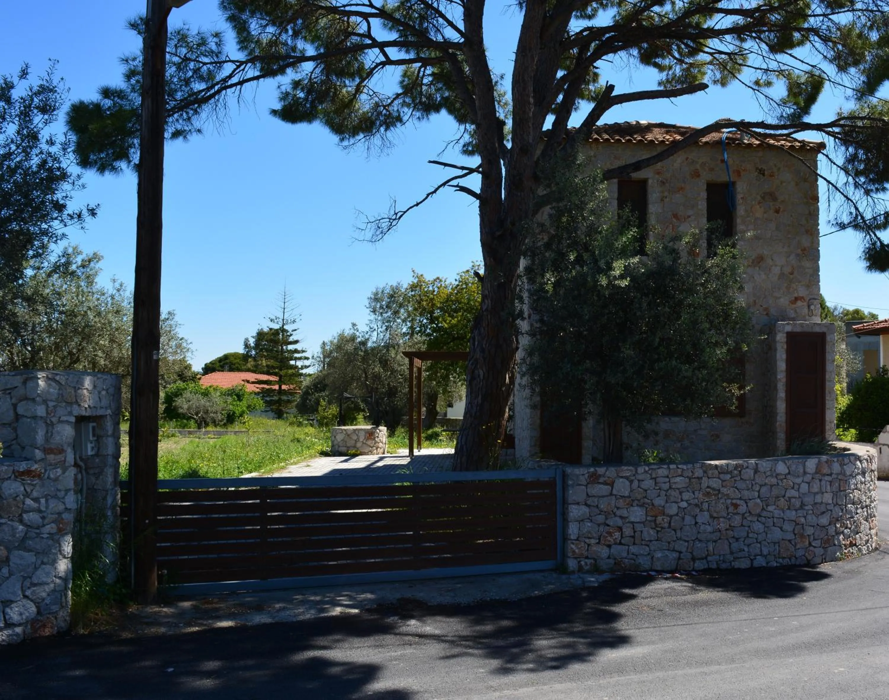 Pyrgos Luxury Country Home