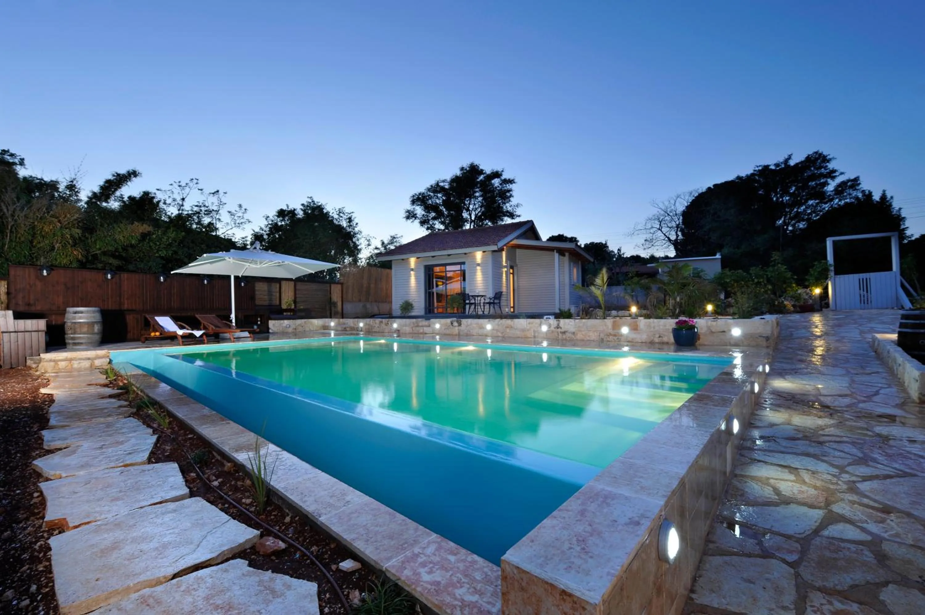 Swimming pool in Adilion