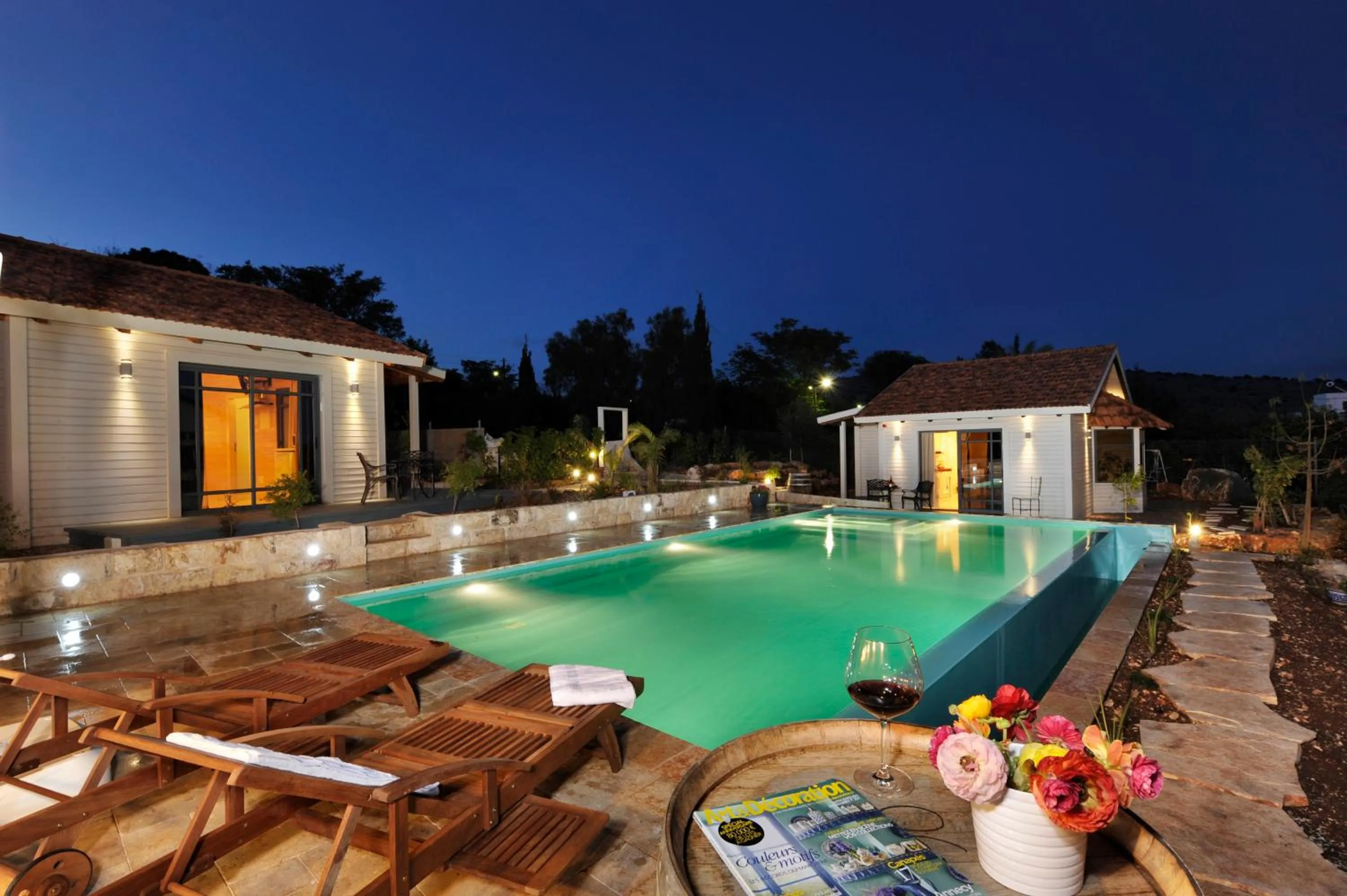 Swimming pool in Adilion