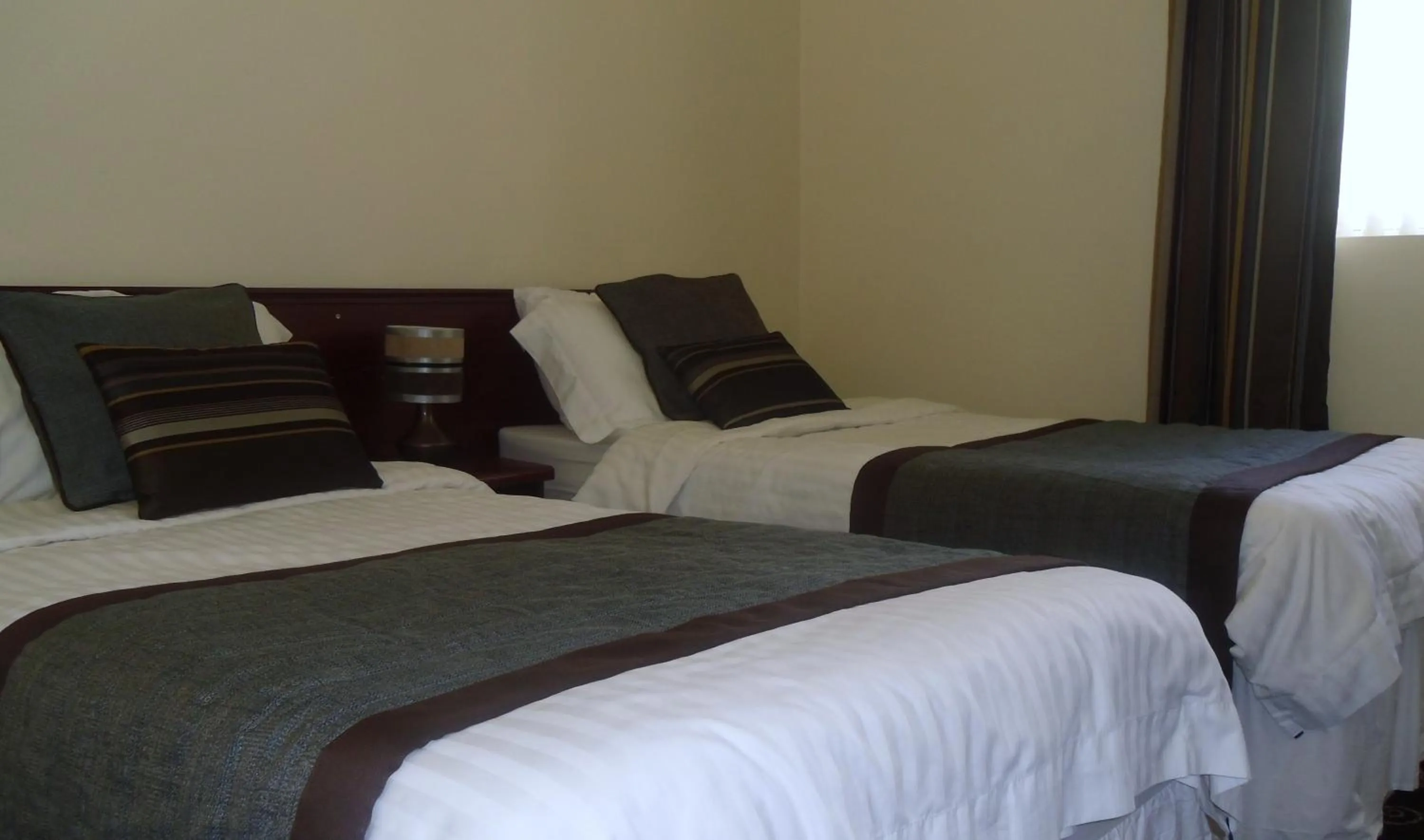 Bed in Waverley Hotel