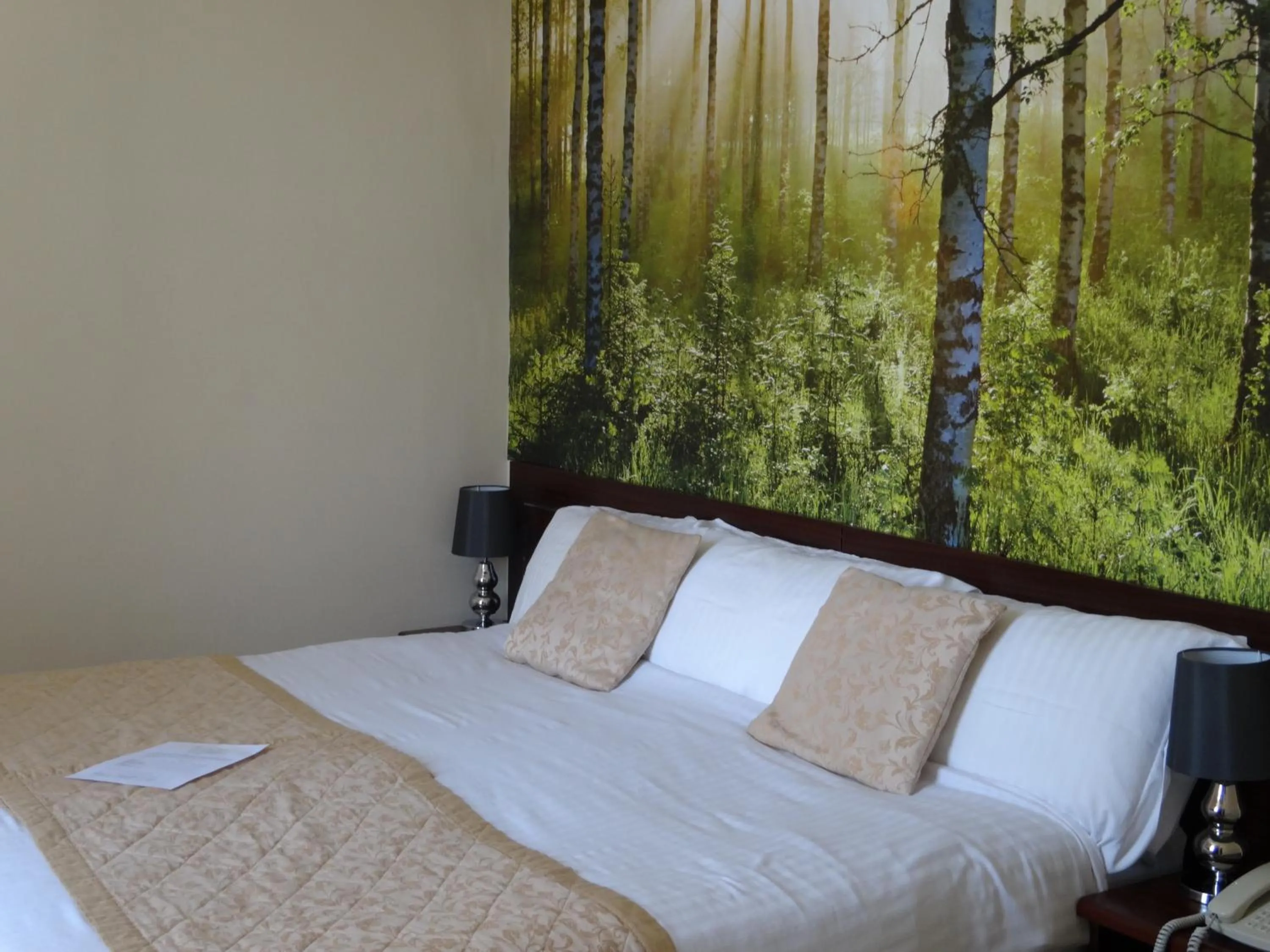 Bed in Waverley Hotel