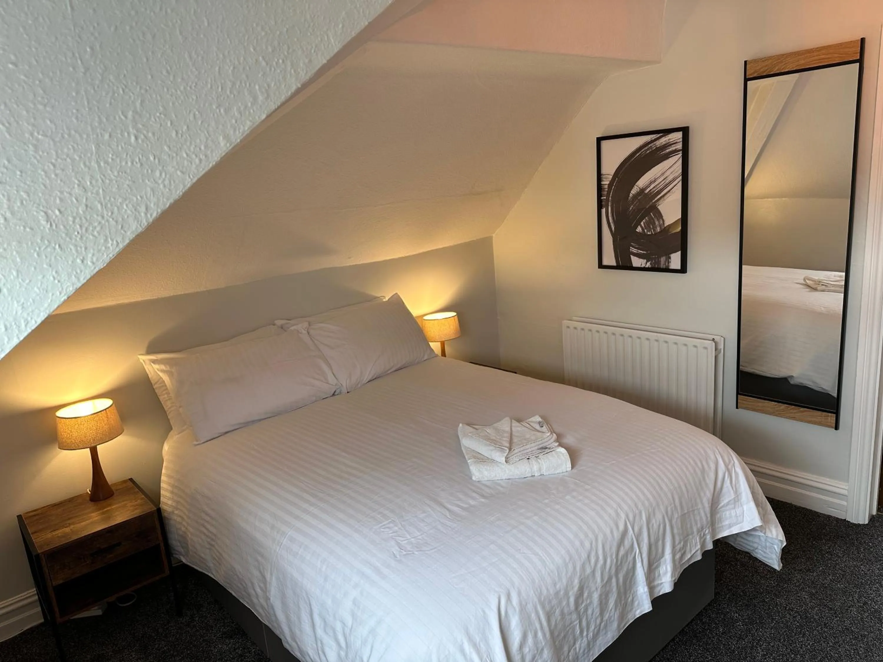 Bed in Waverley Hotel