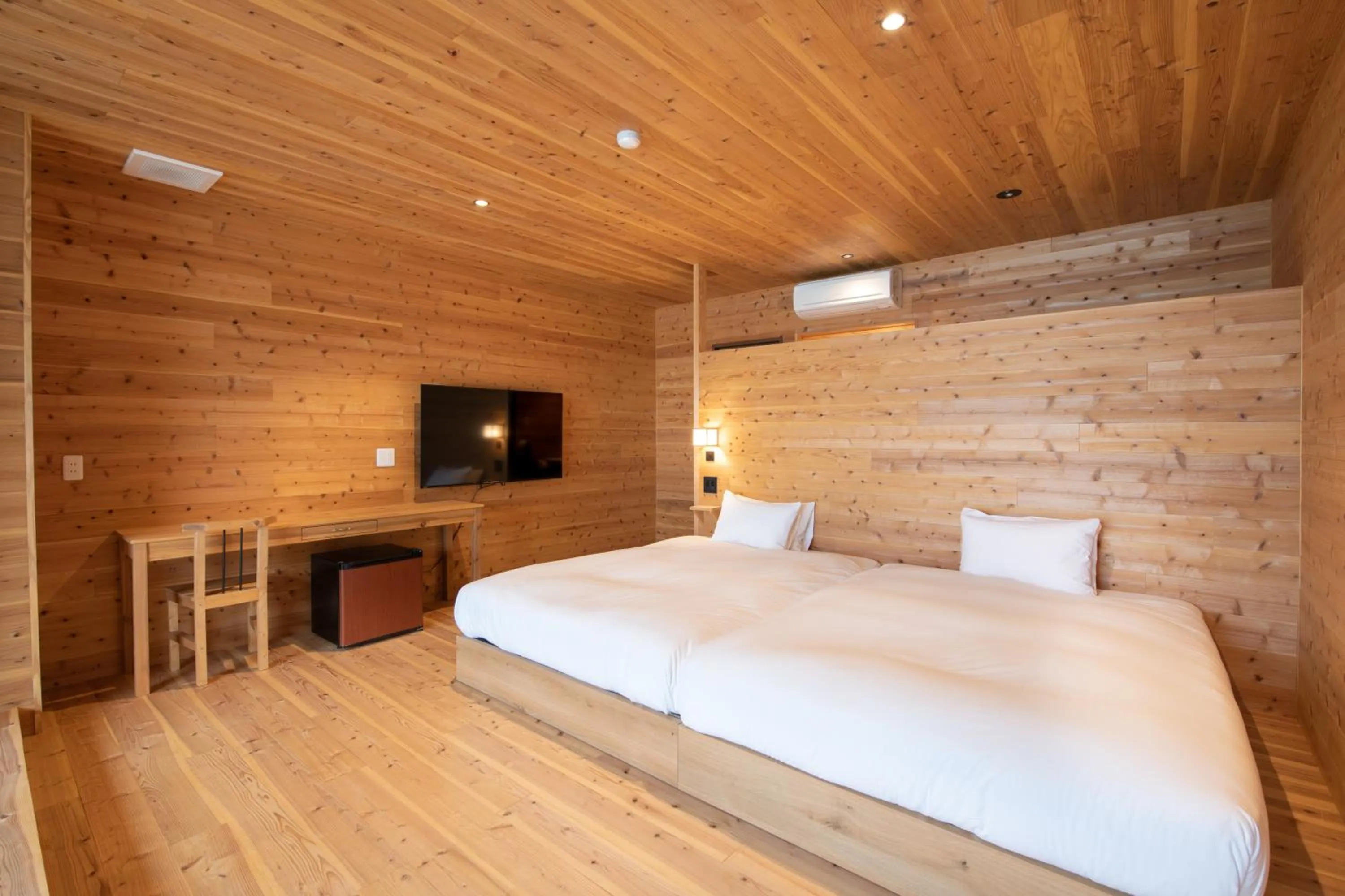 Photo of the whole room, Bed in Genkai Ryokan