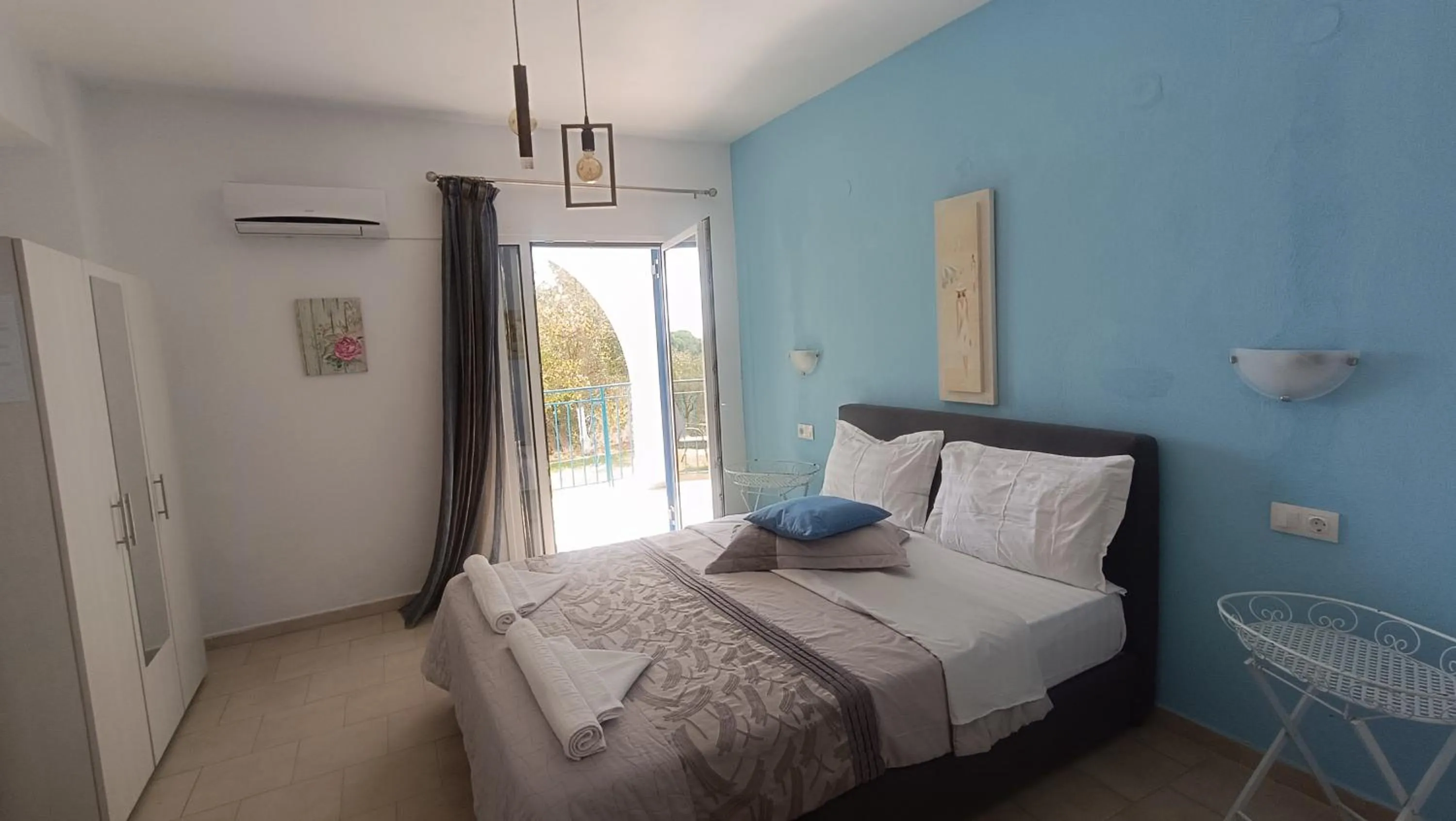 Bed in Aelia Studios