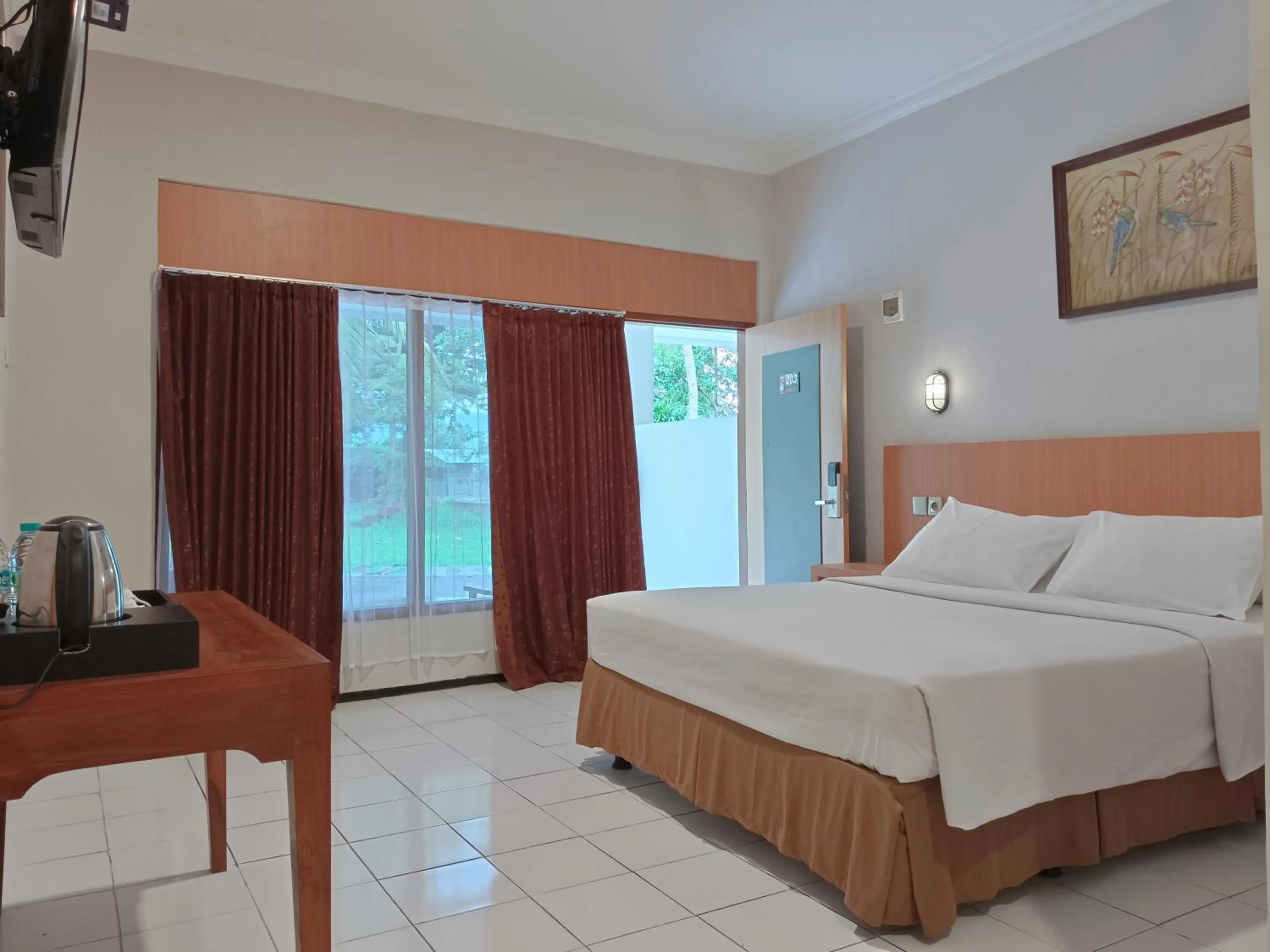 Bed in Votel Manyar Resort Banyuwangi