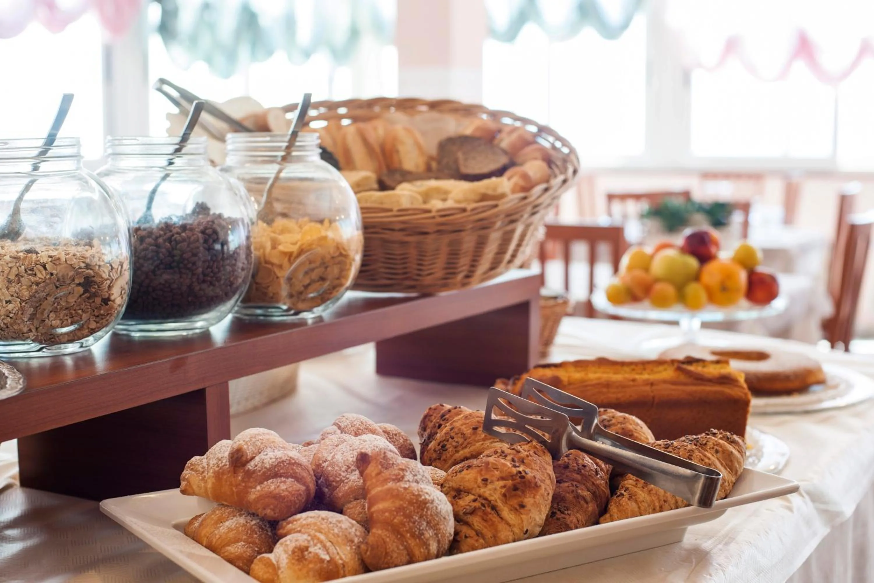 Continental breakfast in Hotel Barca D'Oro