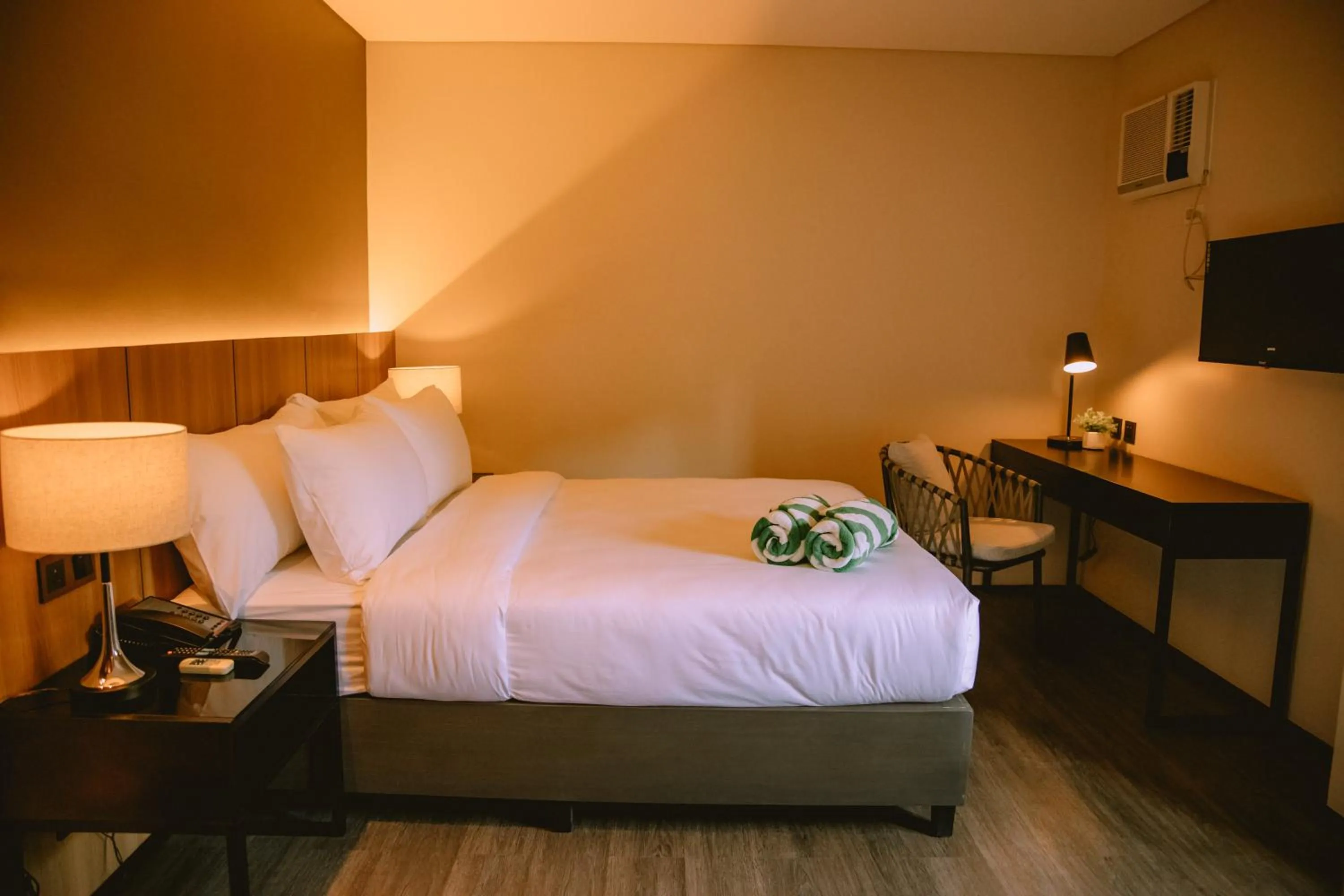 Bed in The Maximilian Hotel