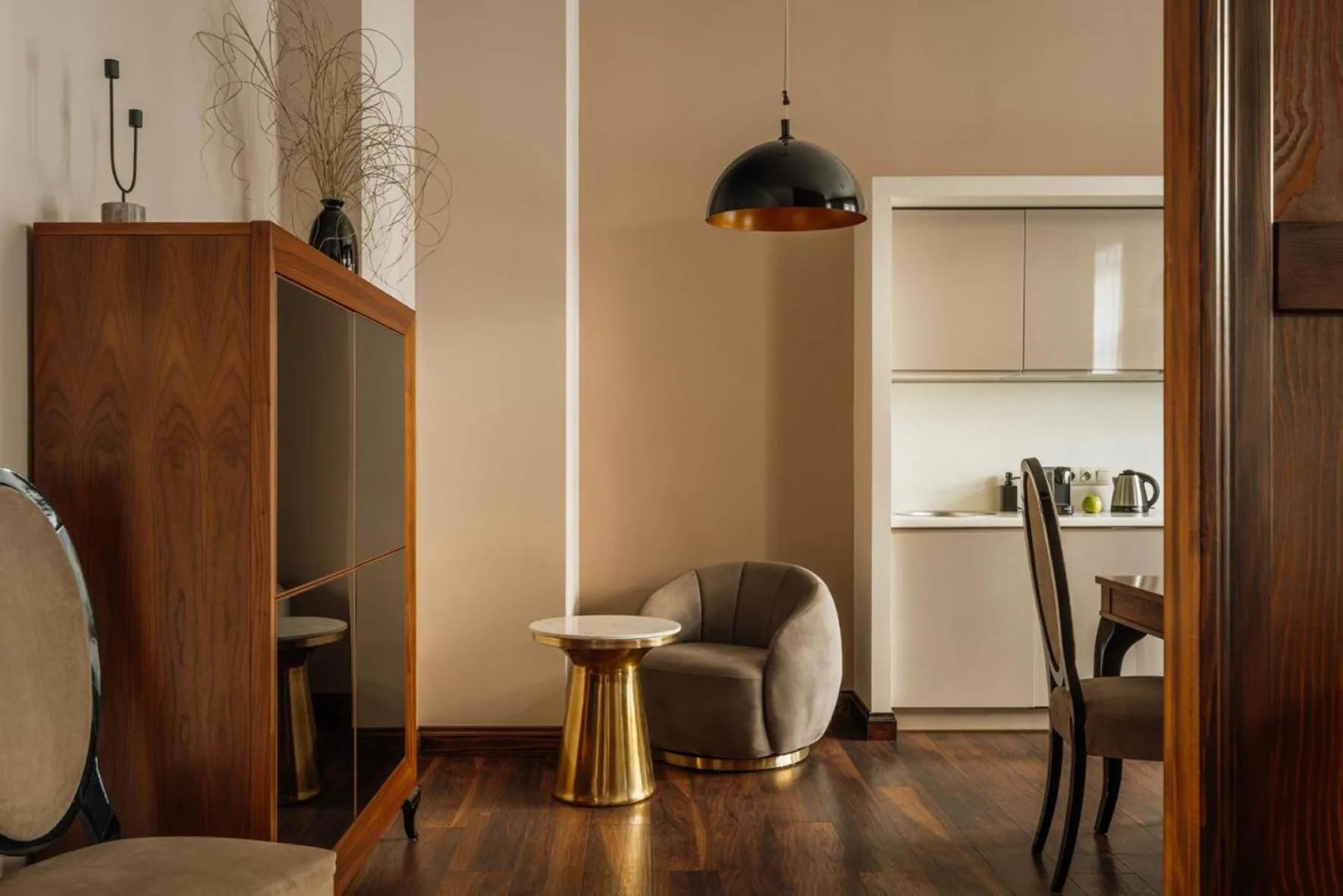 Kitchen or kitchenette in Topolowa Residence by StayLab