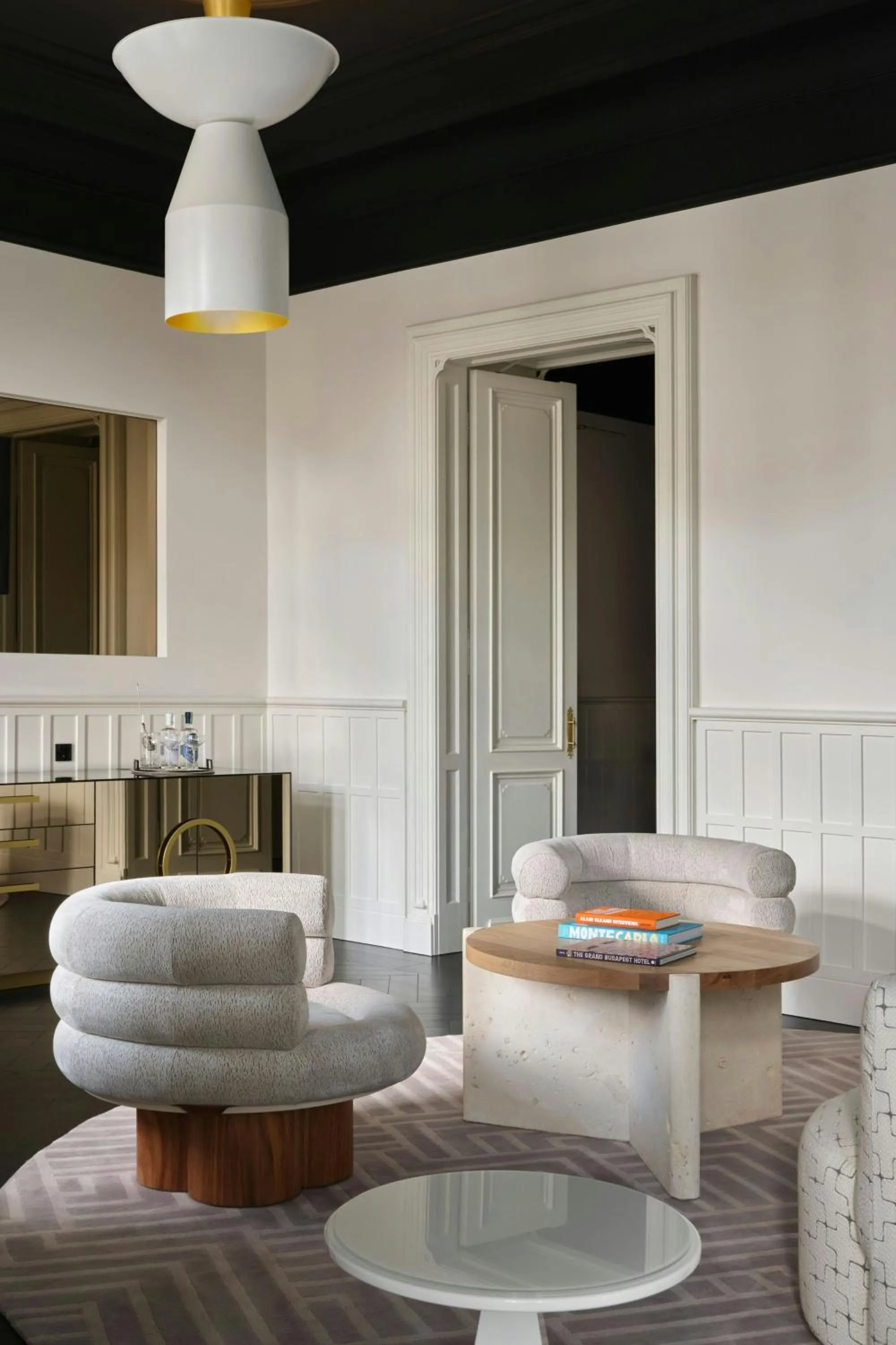 Photo of the whole room in W Budapest