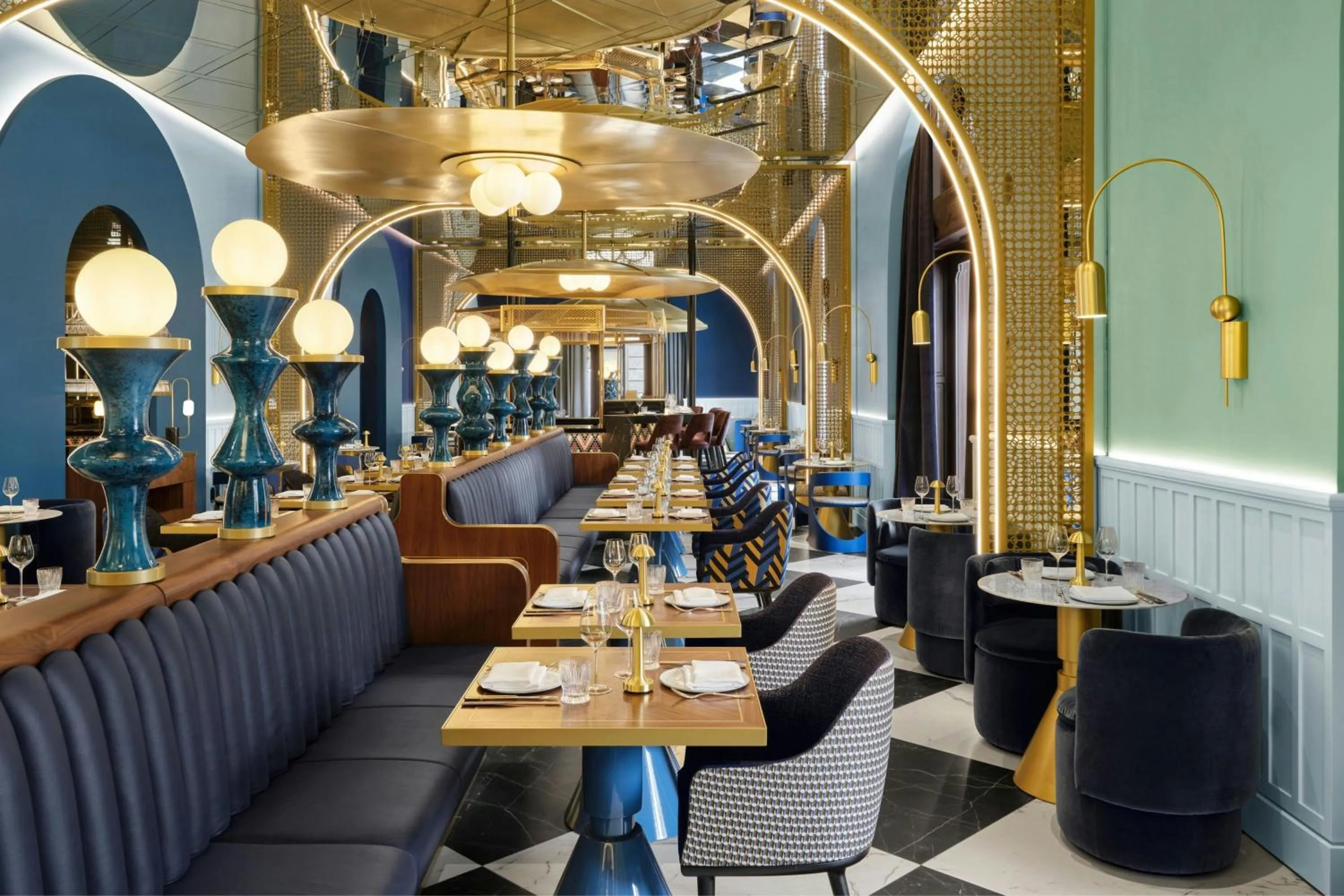 Restaurant/places to eat in W Budapest