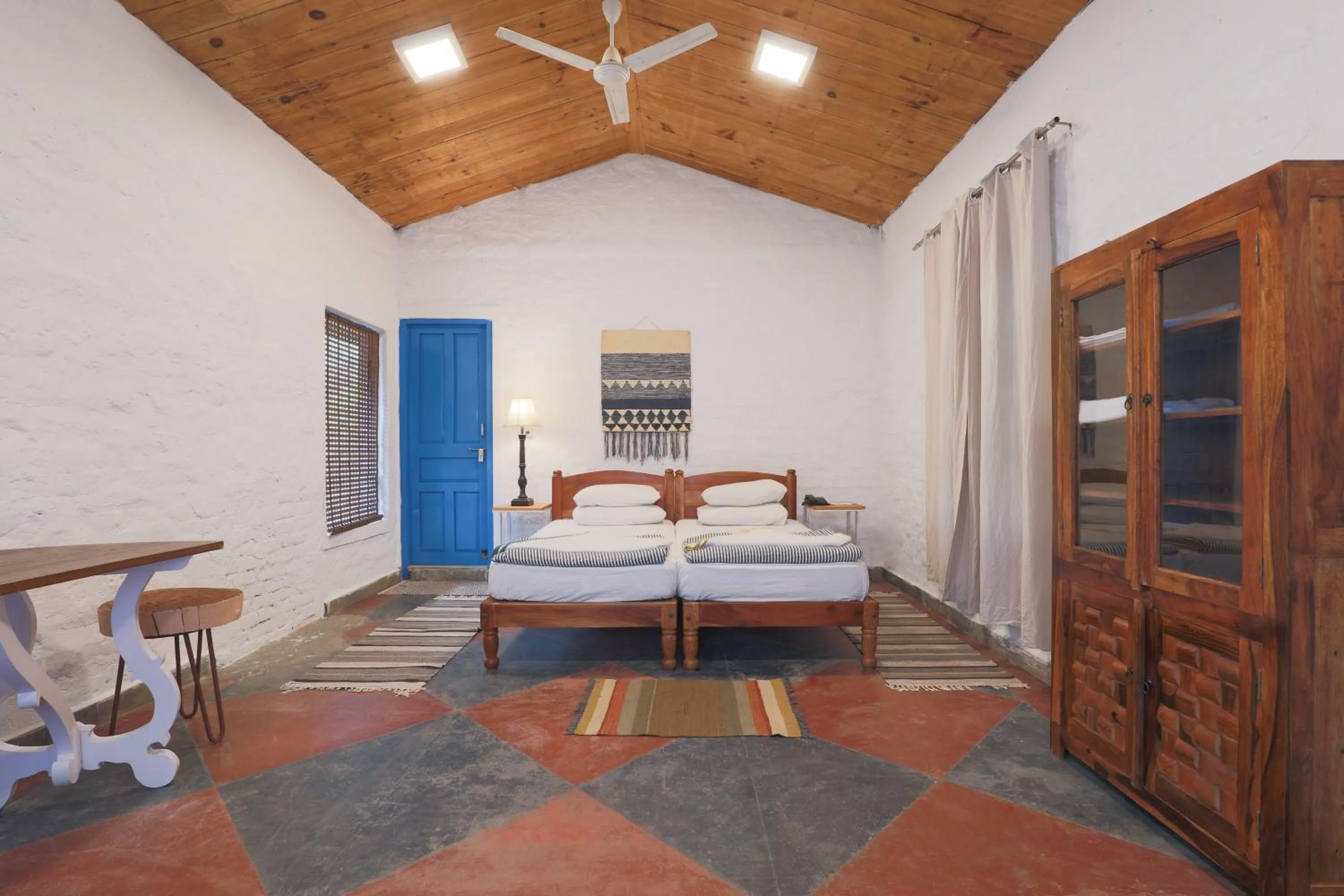 Bed in MANJARI RESORT