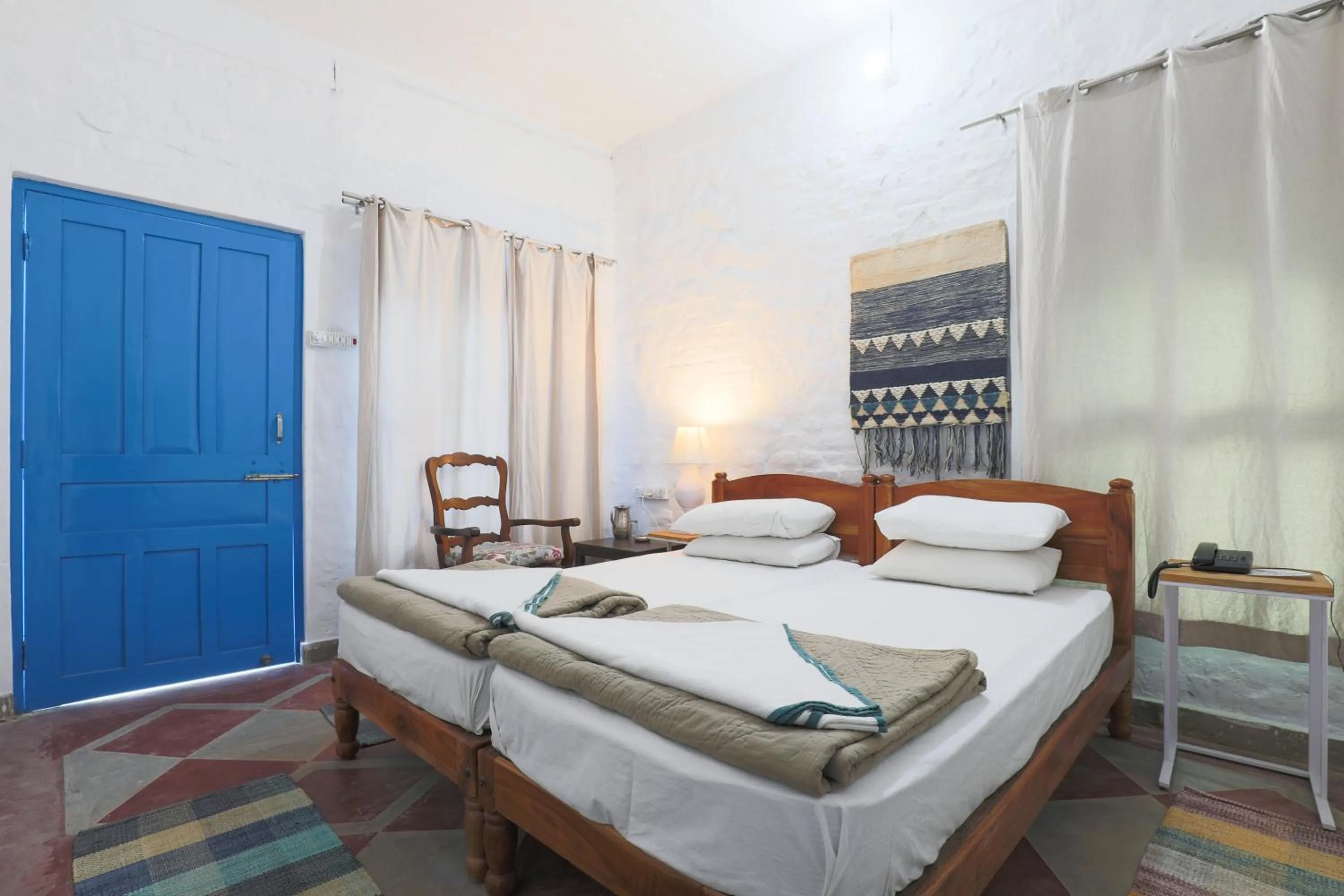 Photo of the whole room, Bed in MANJARI RESORT
