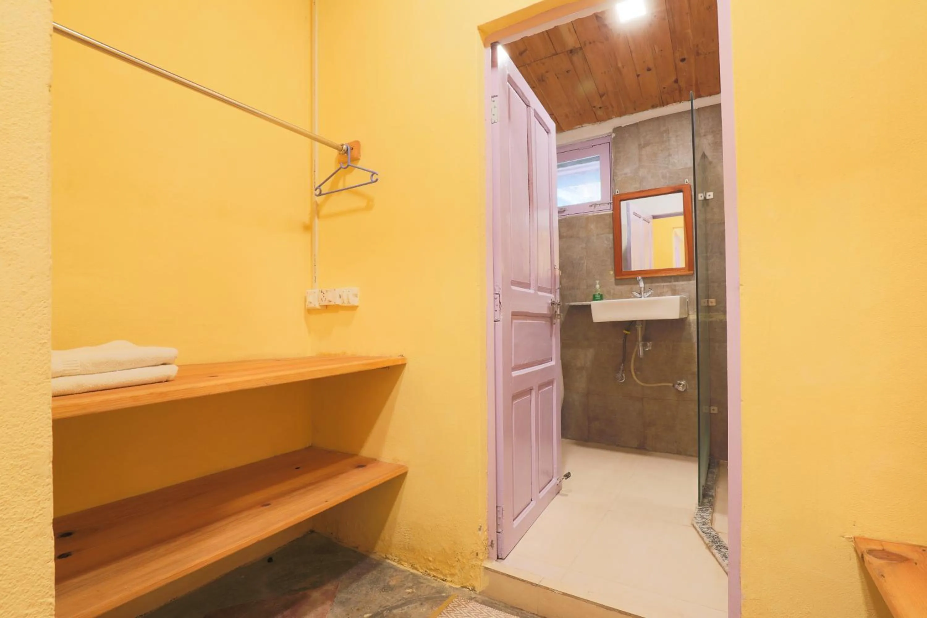Bathroom in MANJARI RESORT