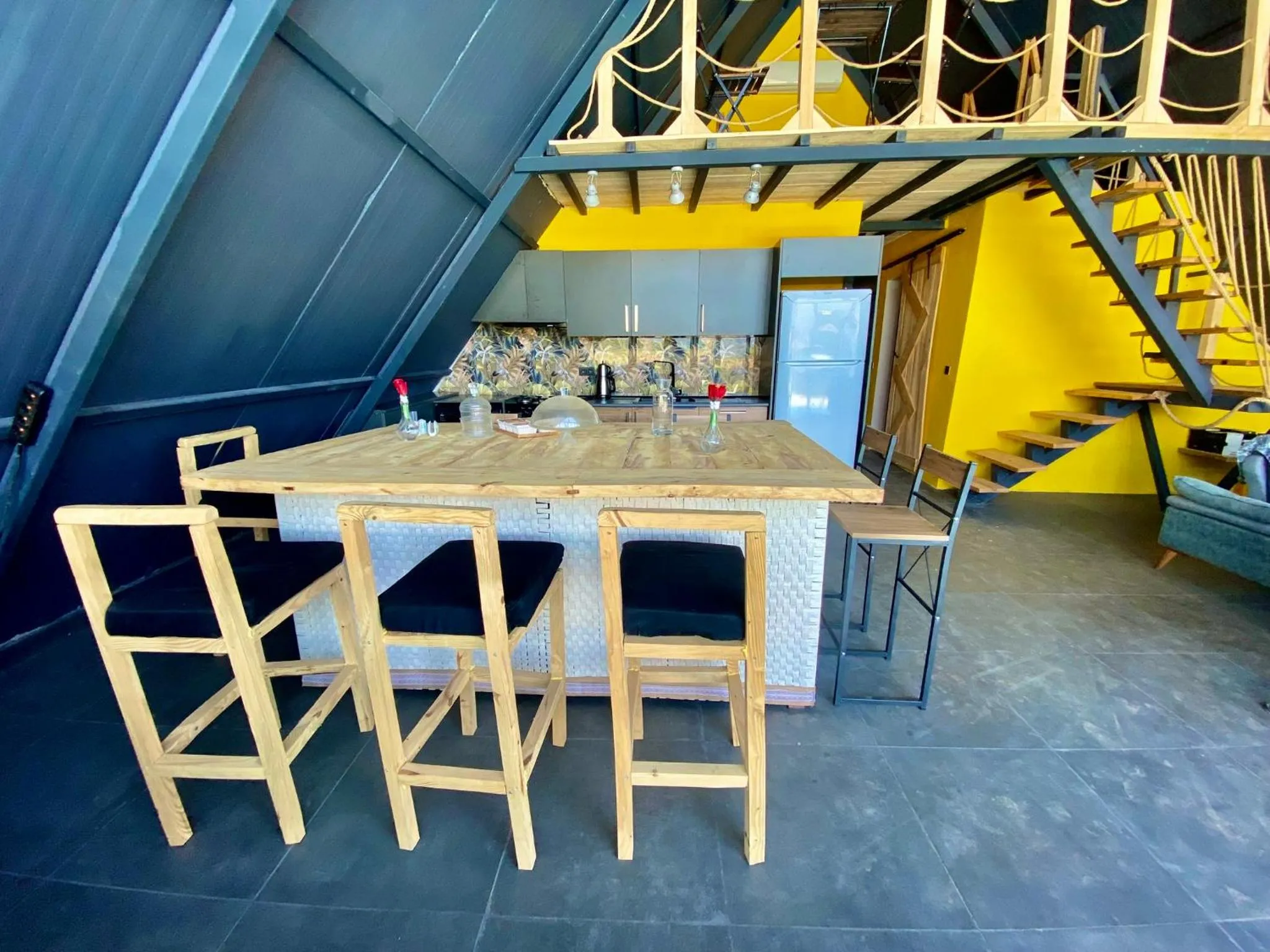 villa hidden paradise garden