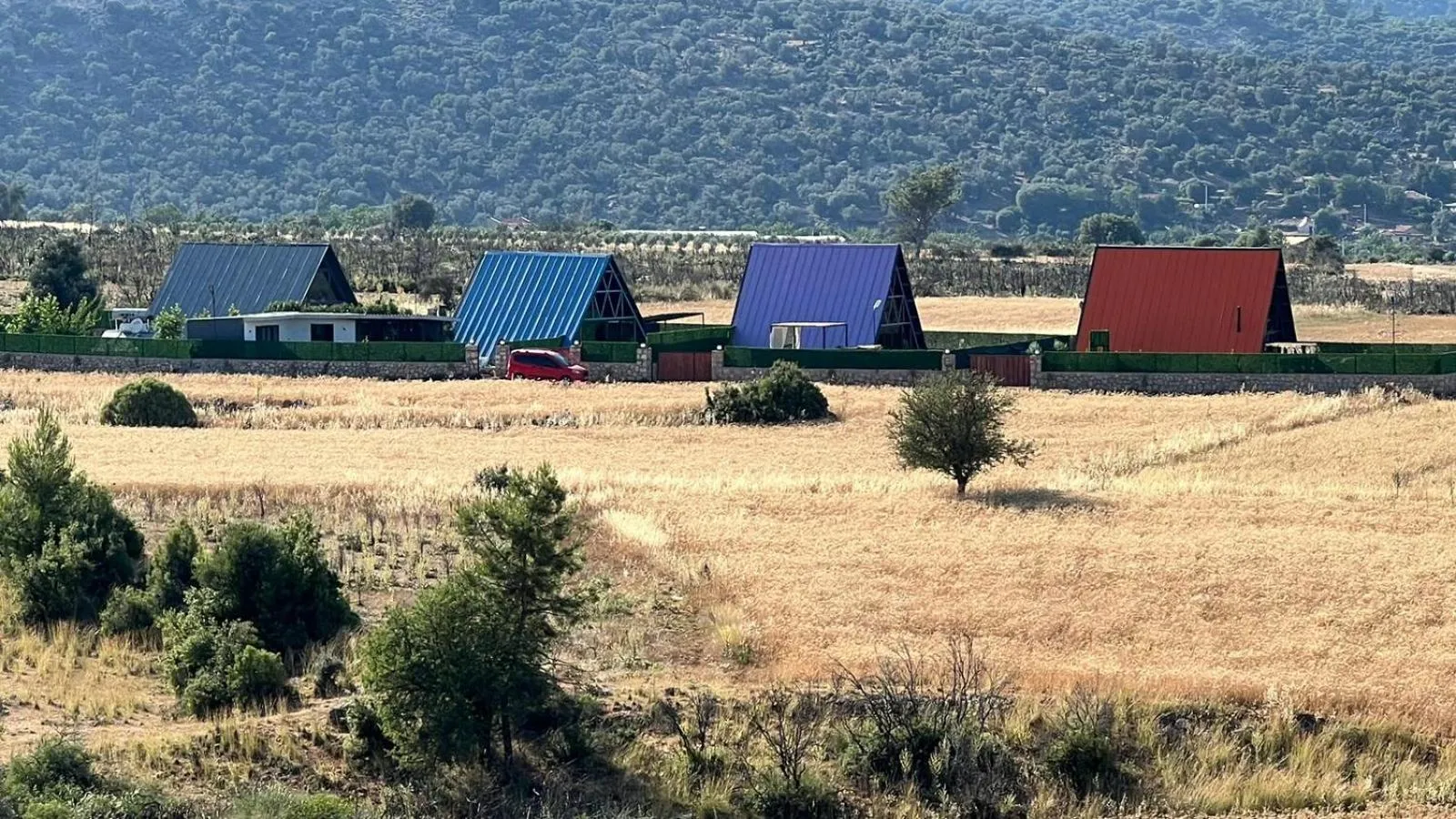villa hidden paradise garden