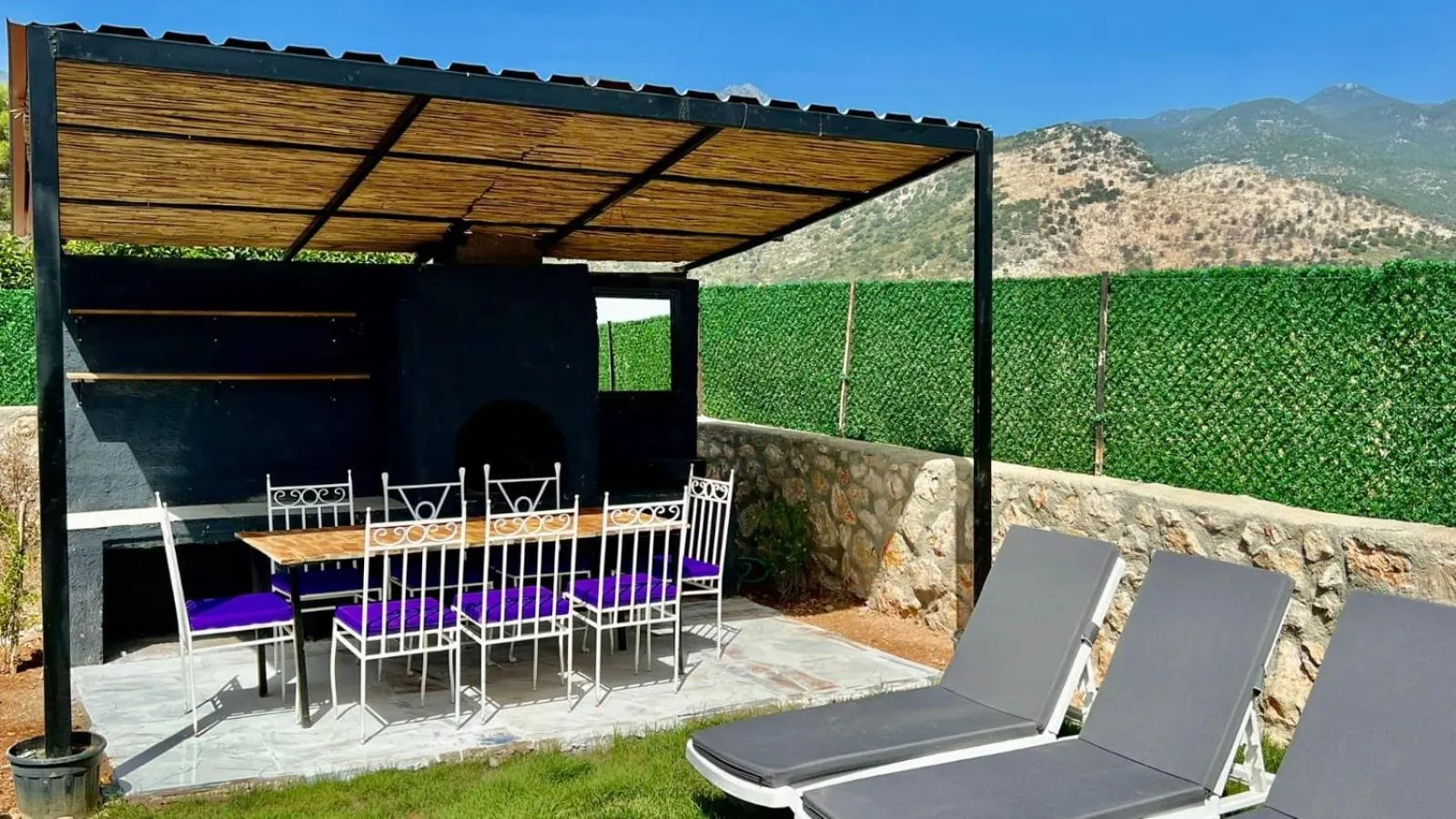 villa hidden paradise garden