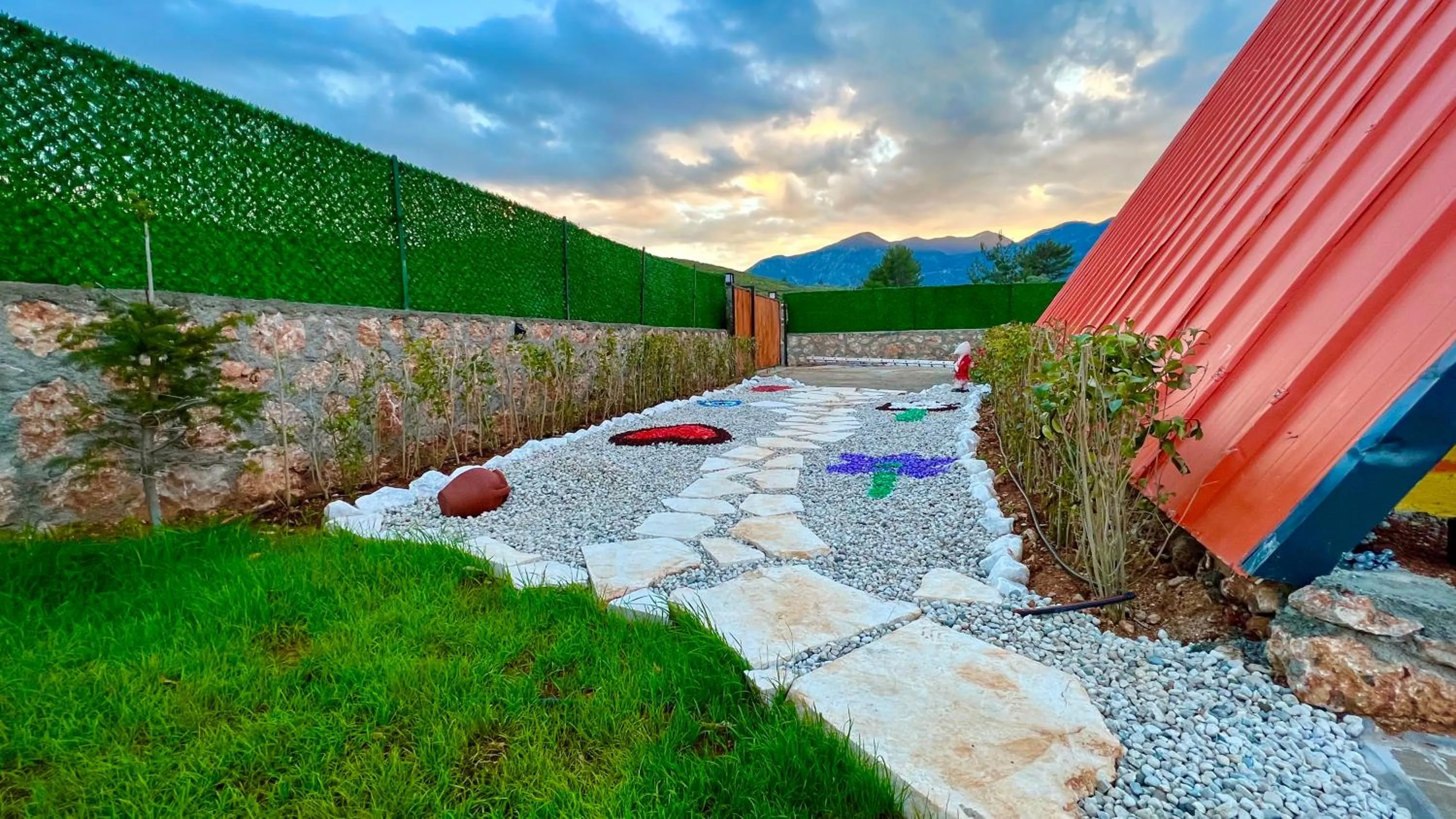 villa hidden paradise garden