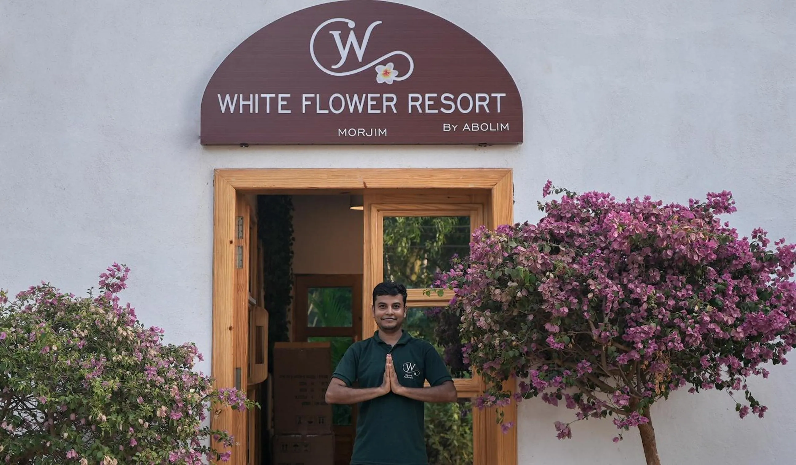 Day in Whiteflower Resort Morjim