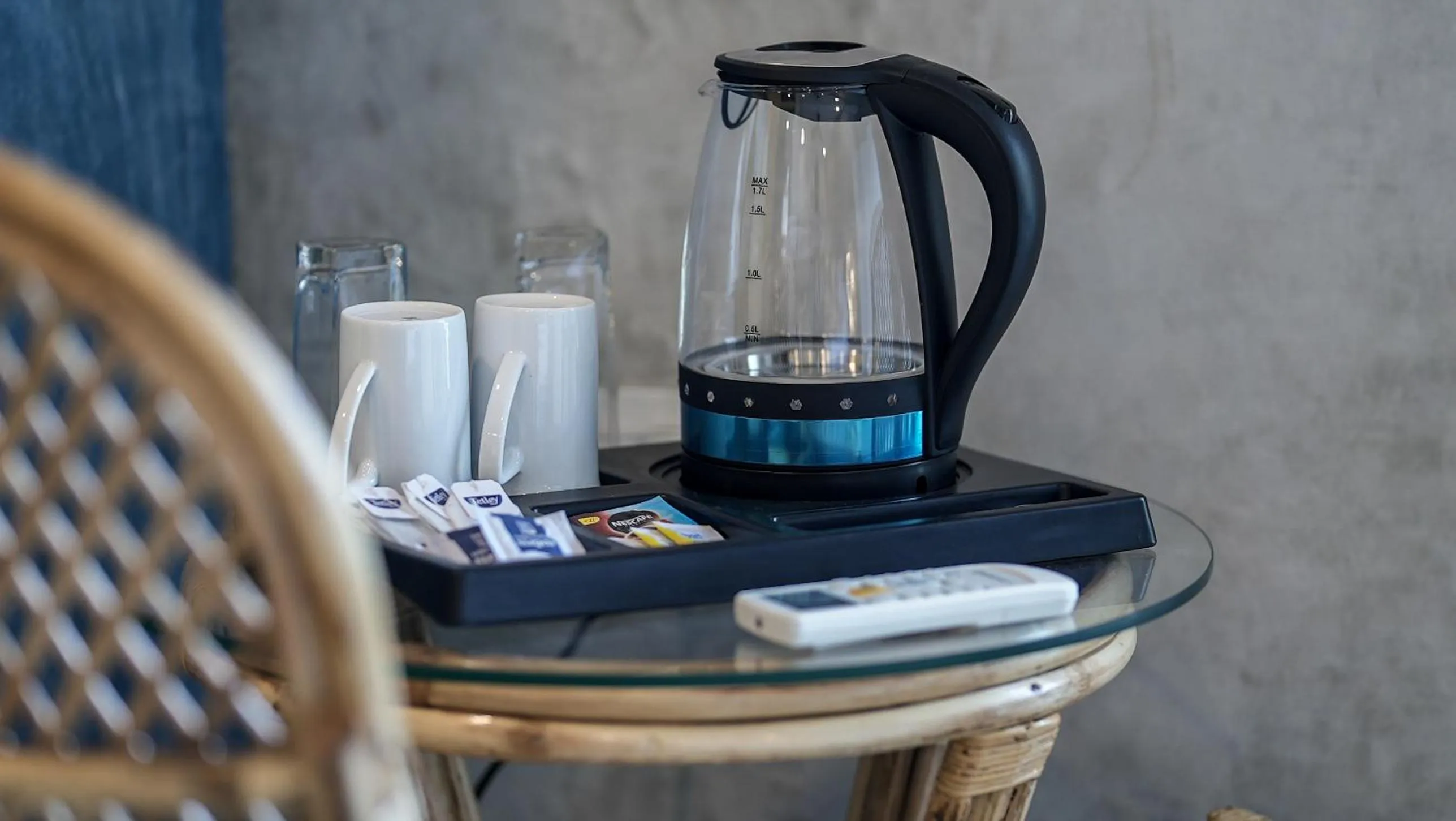 Coffee/tea facilities in Whiteflower Resort Morjim