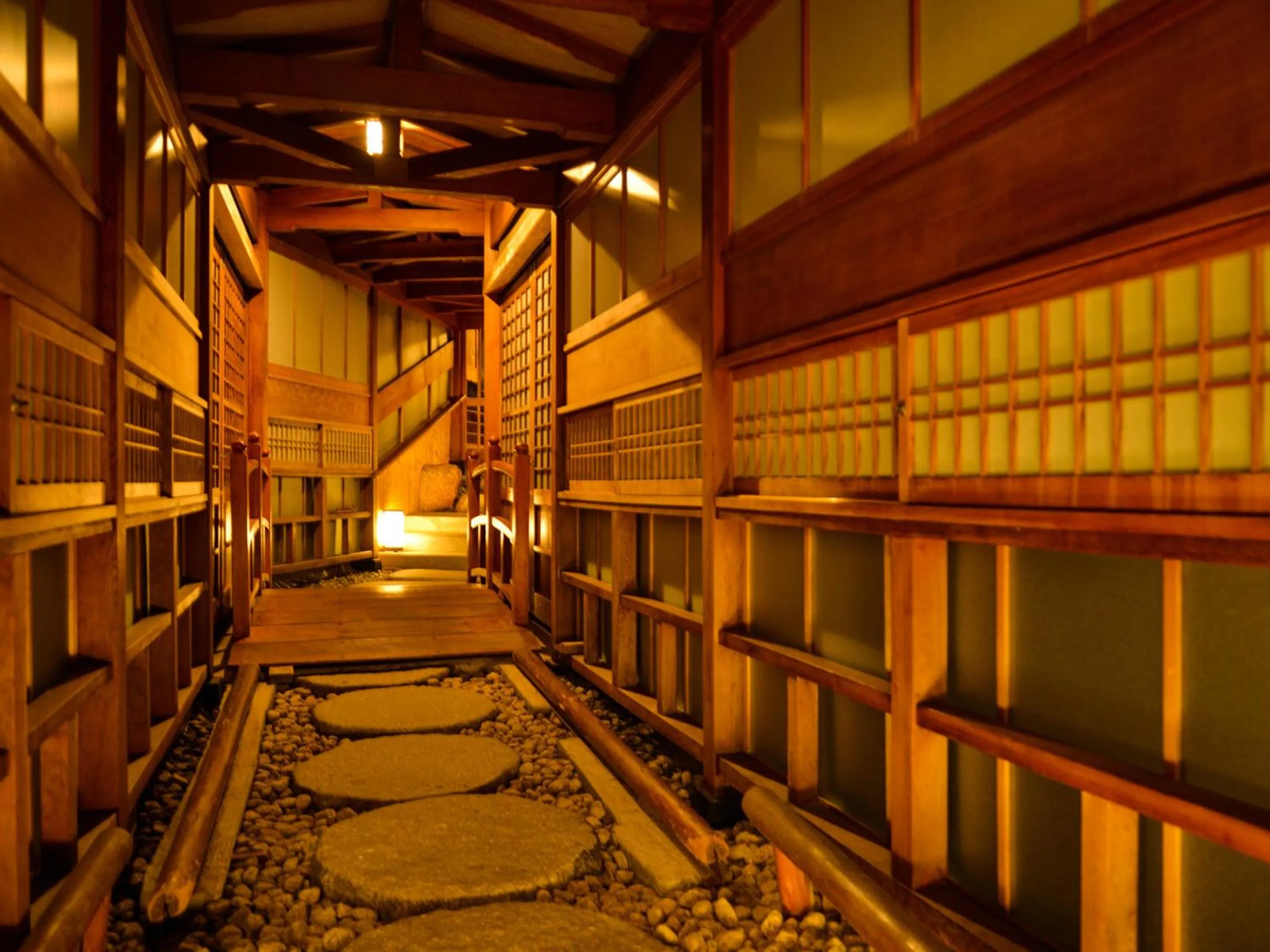 Area and facilities in Fudouonsen Sawaya