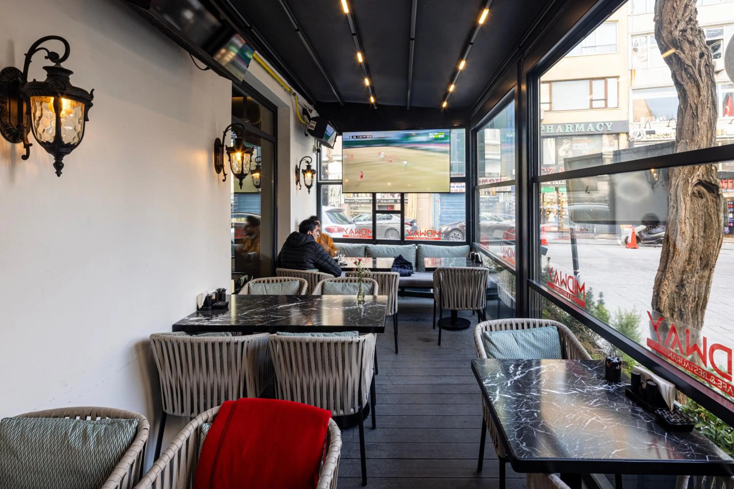 Garden in THE NEST HOTEL