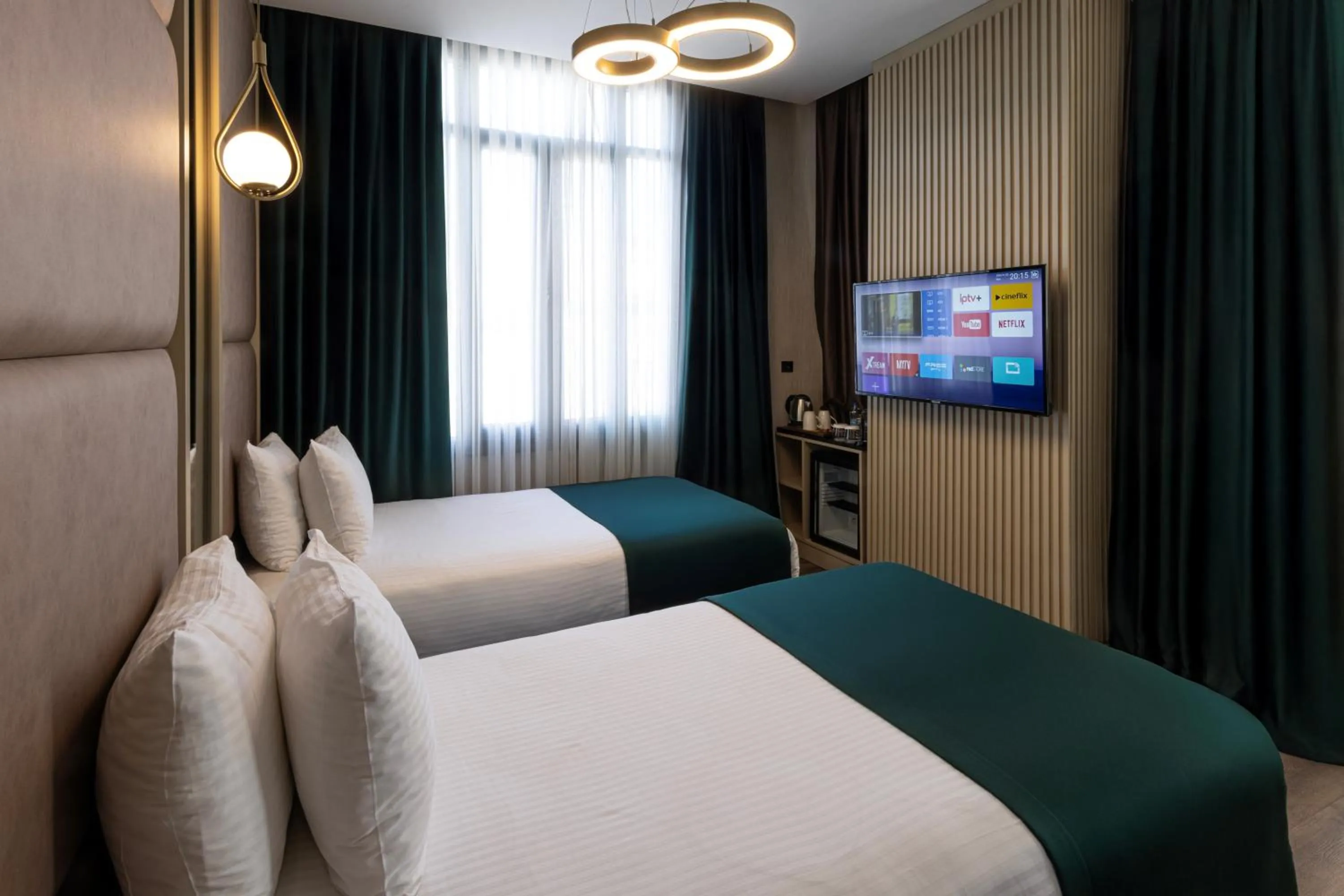 Shower, Bed in THE NEST HOTEL