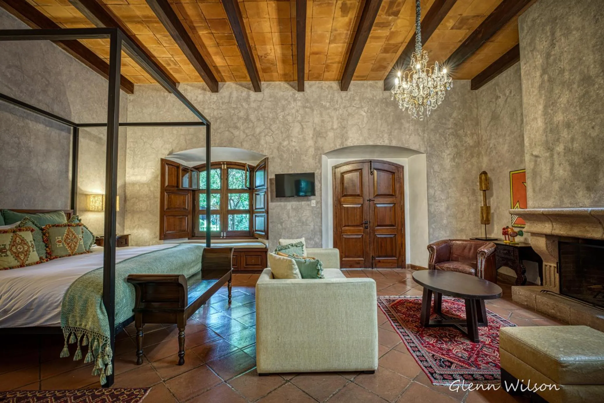 Living room, Bed in San Rafael Hotel