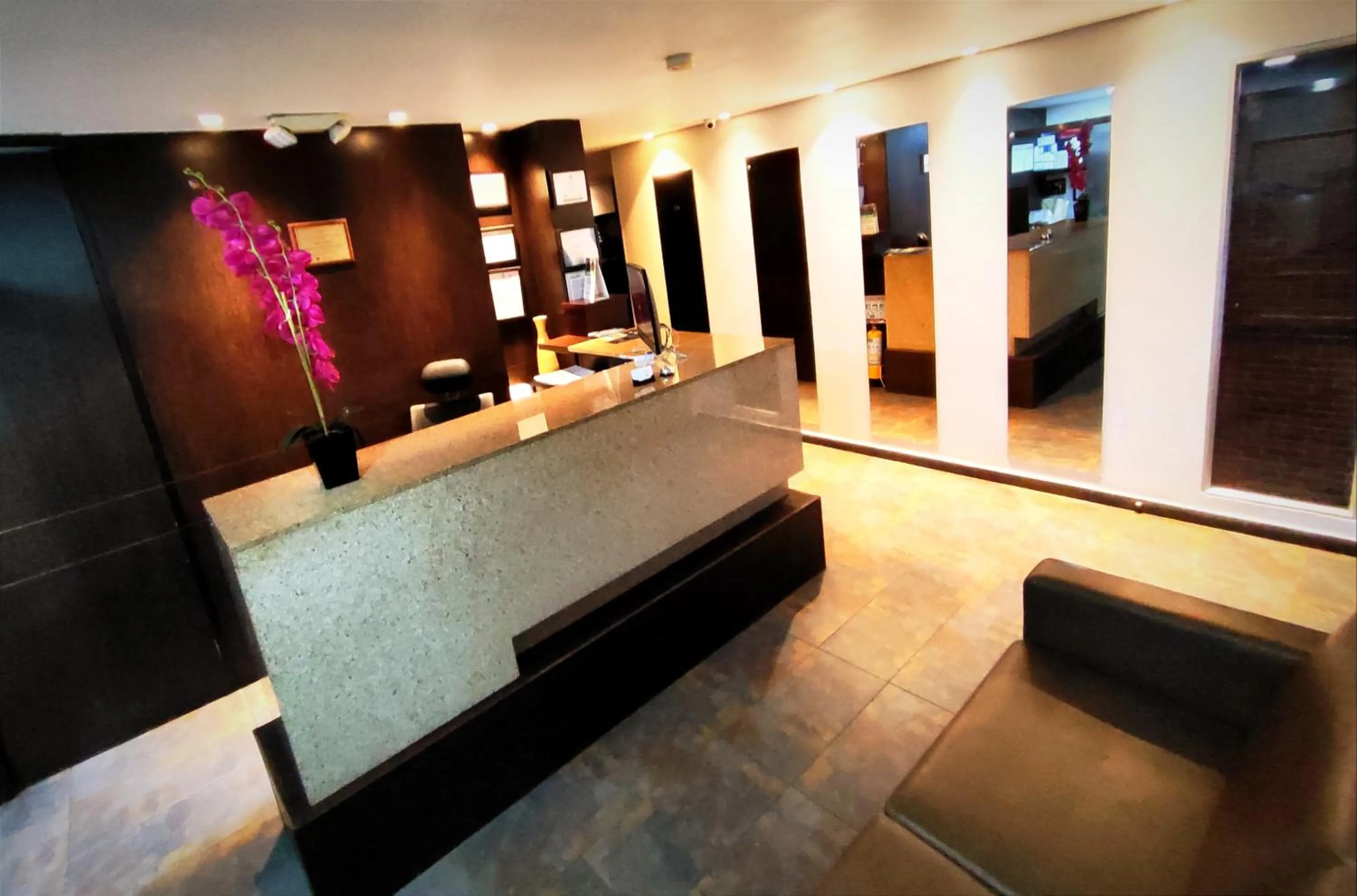 Lobby or reception in Scala 68