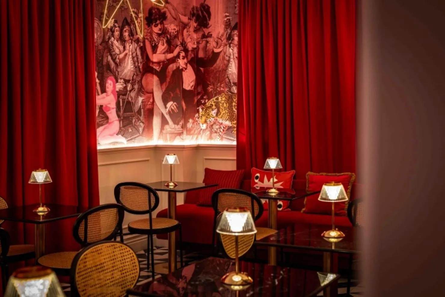 Lounge or bar in Upon Angels - Adults Only