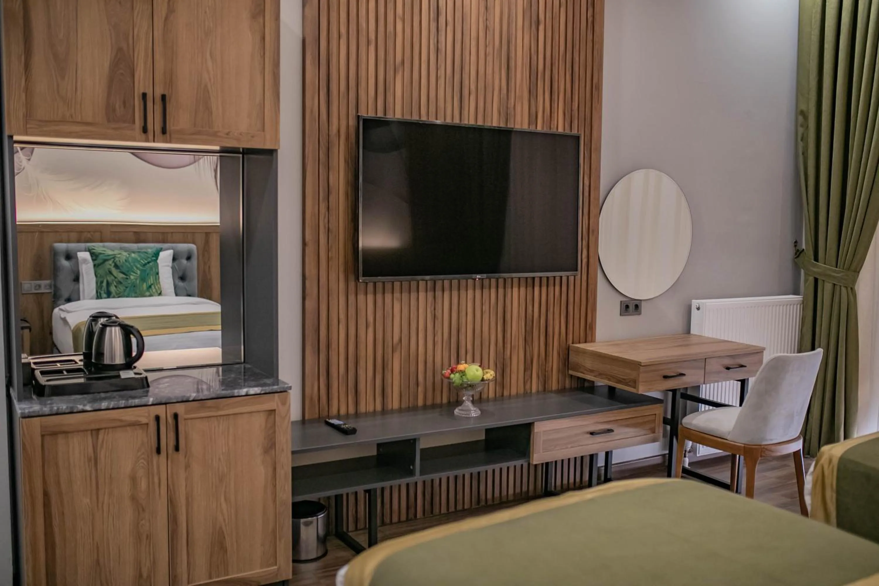 TV and multimedia in The Green Oasis Otel Spa