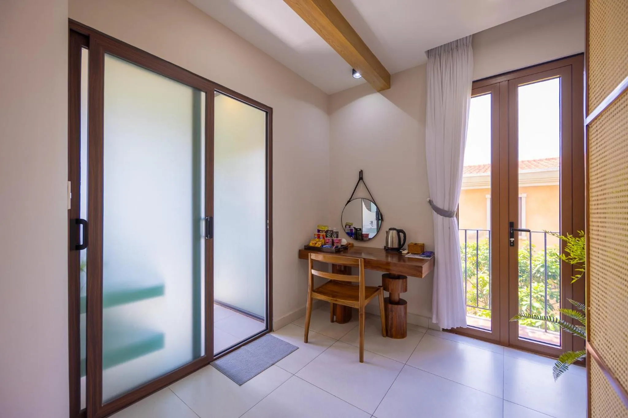 TV and multimedia in Lotus Home Cafe