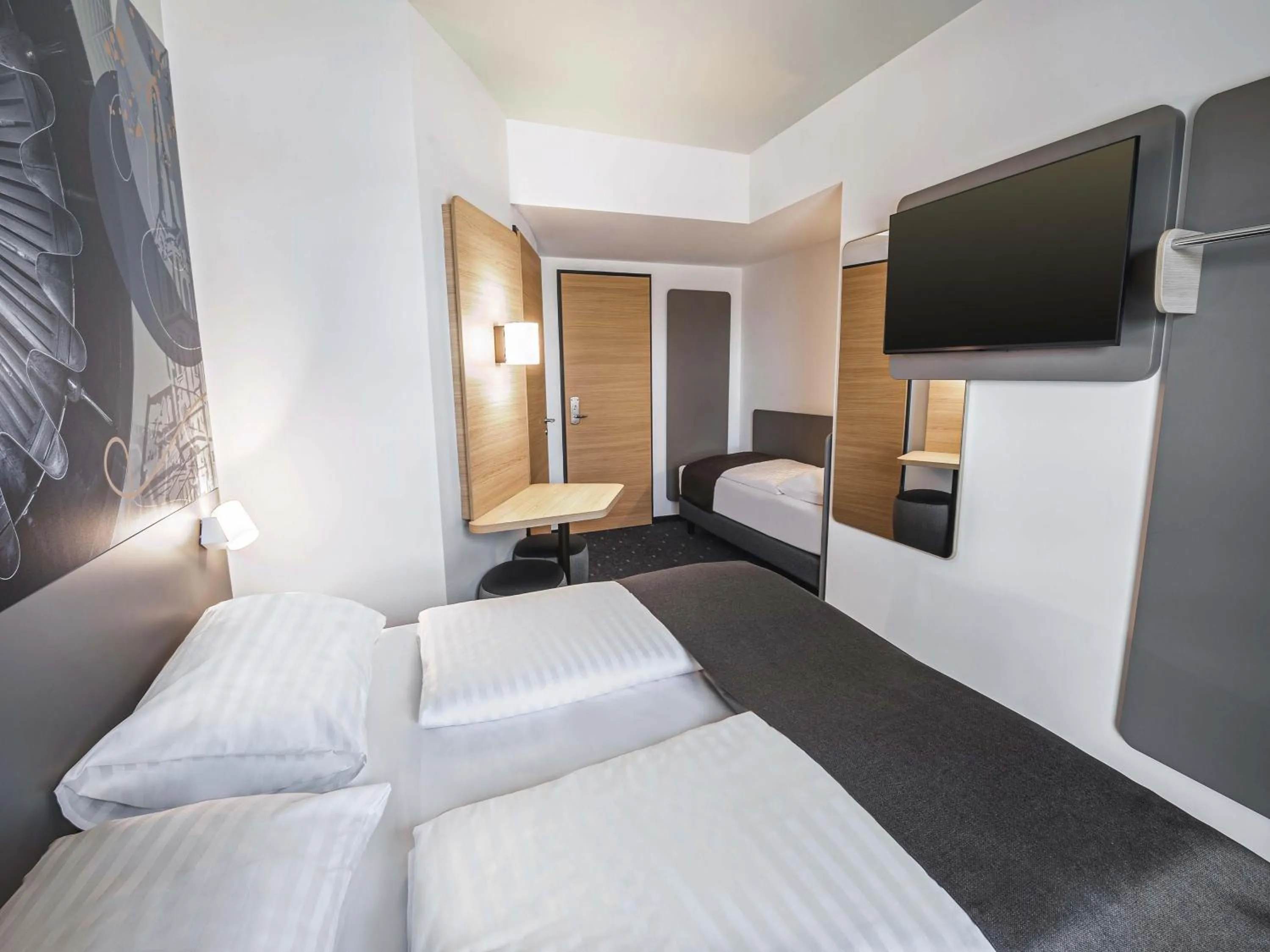 Photo of the whole room, Bed in B&B HOTEL Wiener Neudorf