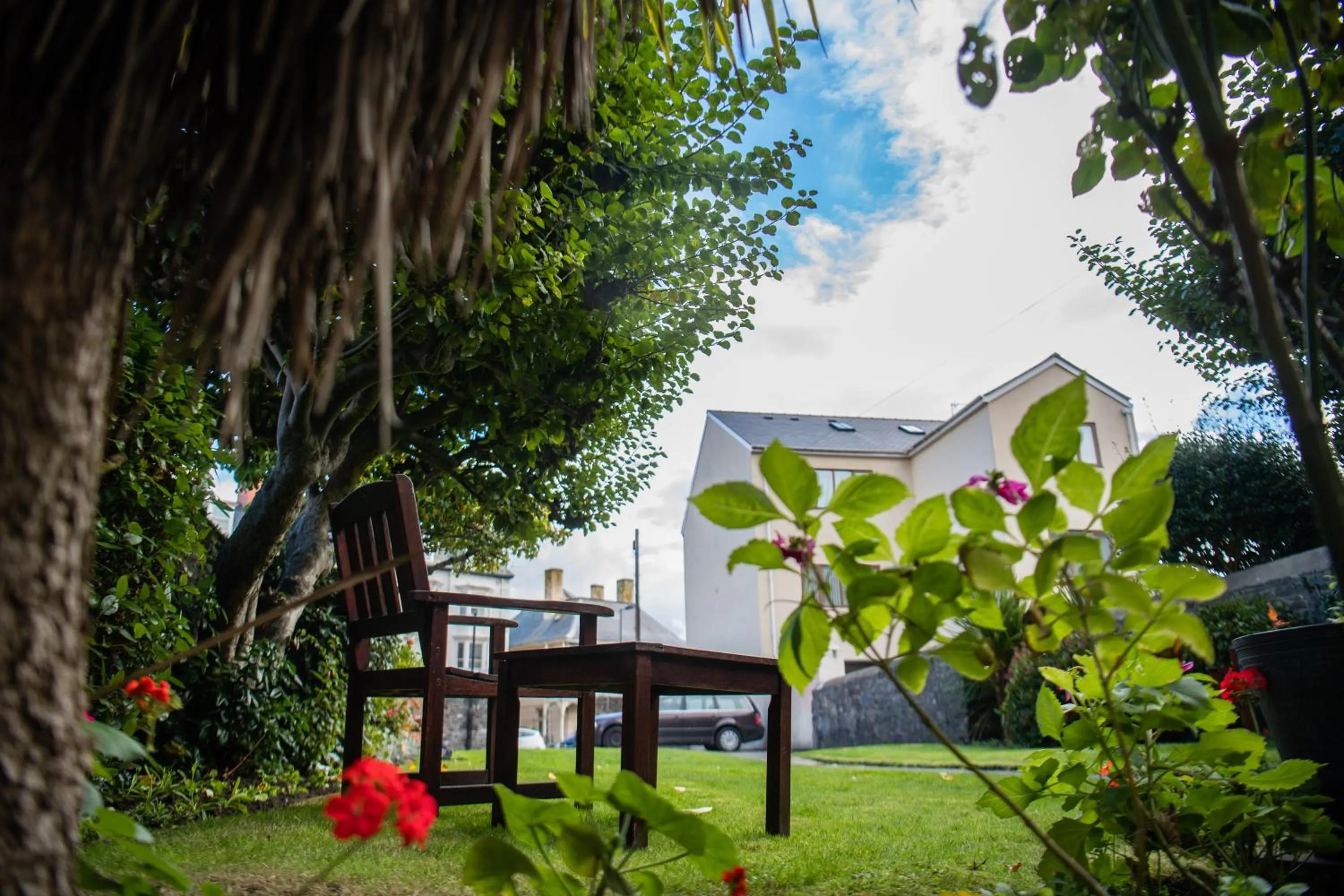 Garden in Richmond Hotel