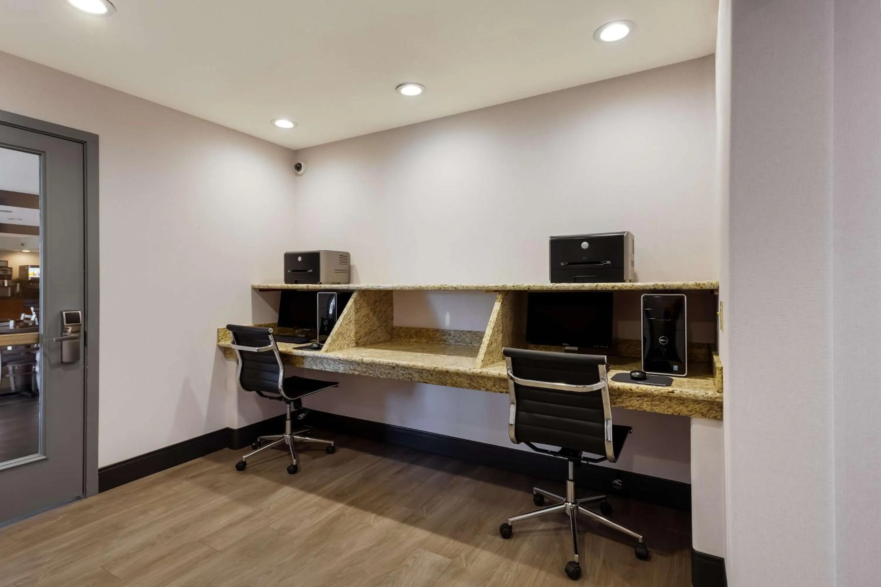 Business facilities in Best Western Inn & Suites Lemoore