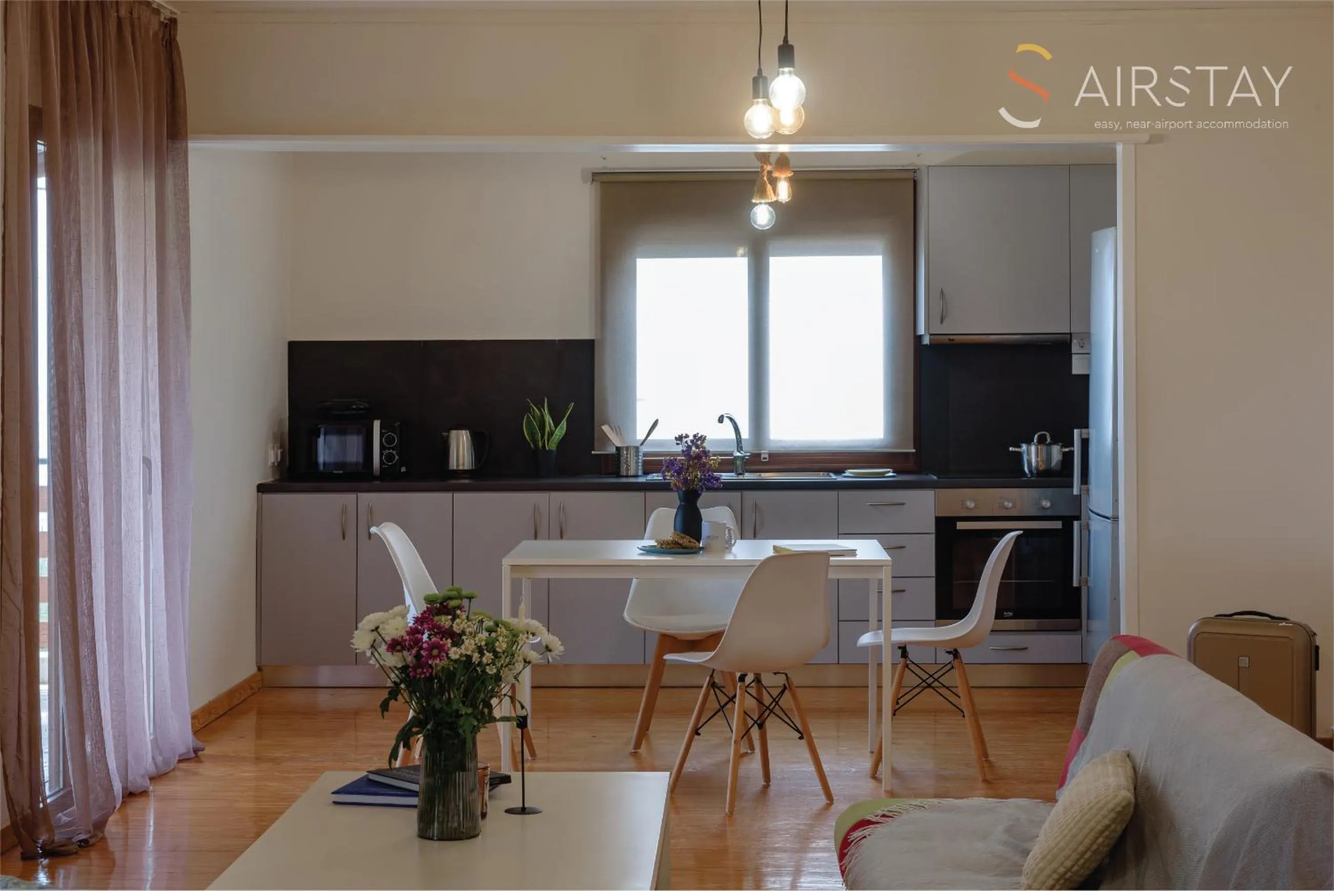 Seating area in Ryze Apartments Airport by Airstay