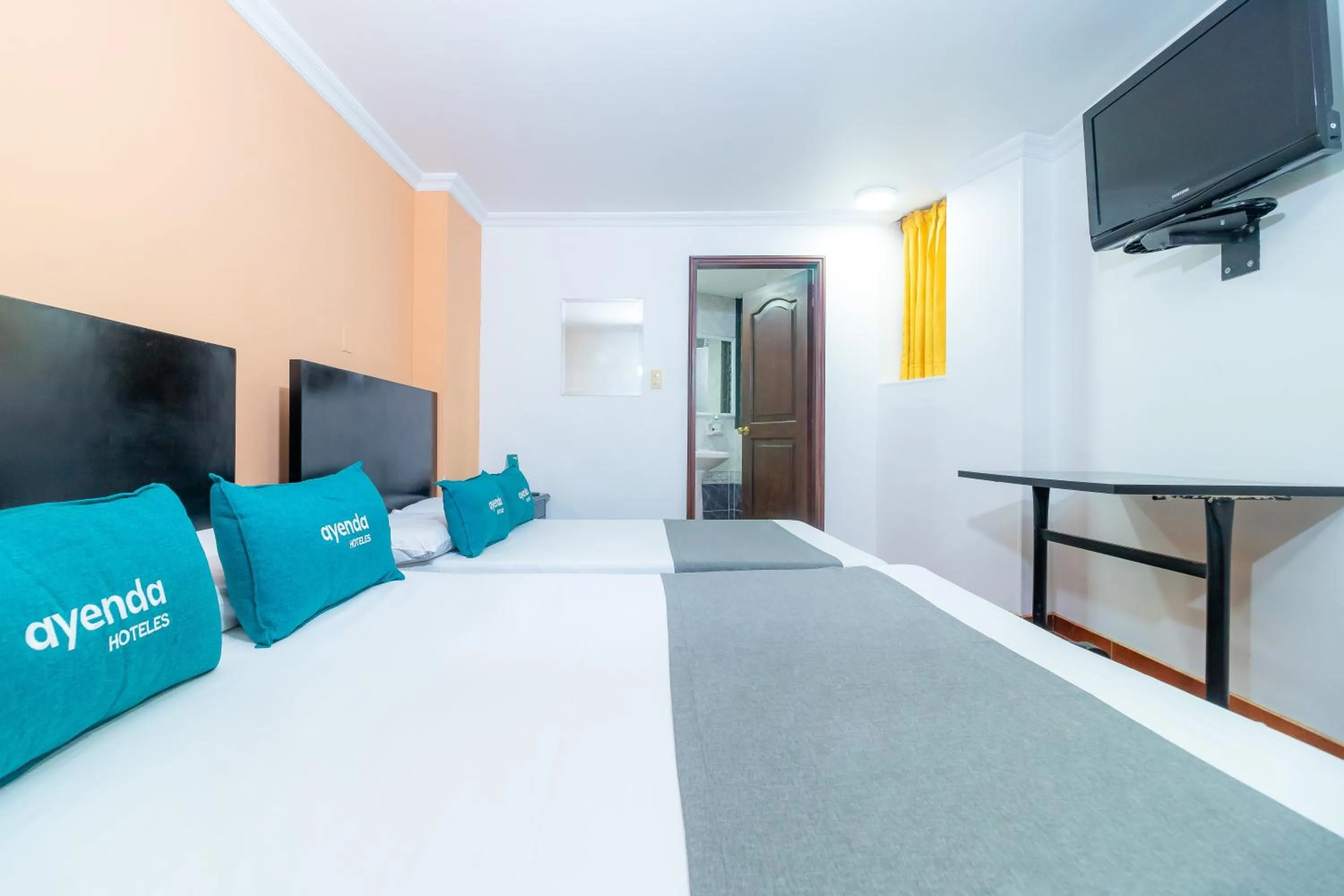 Bed in Hotel Ayenda Normandy