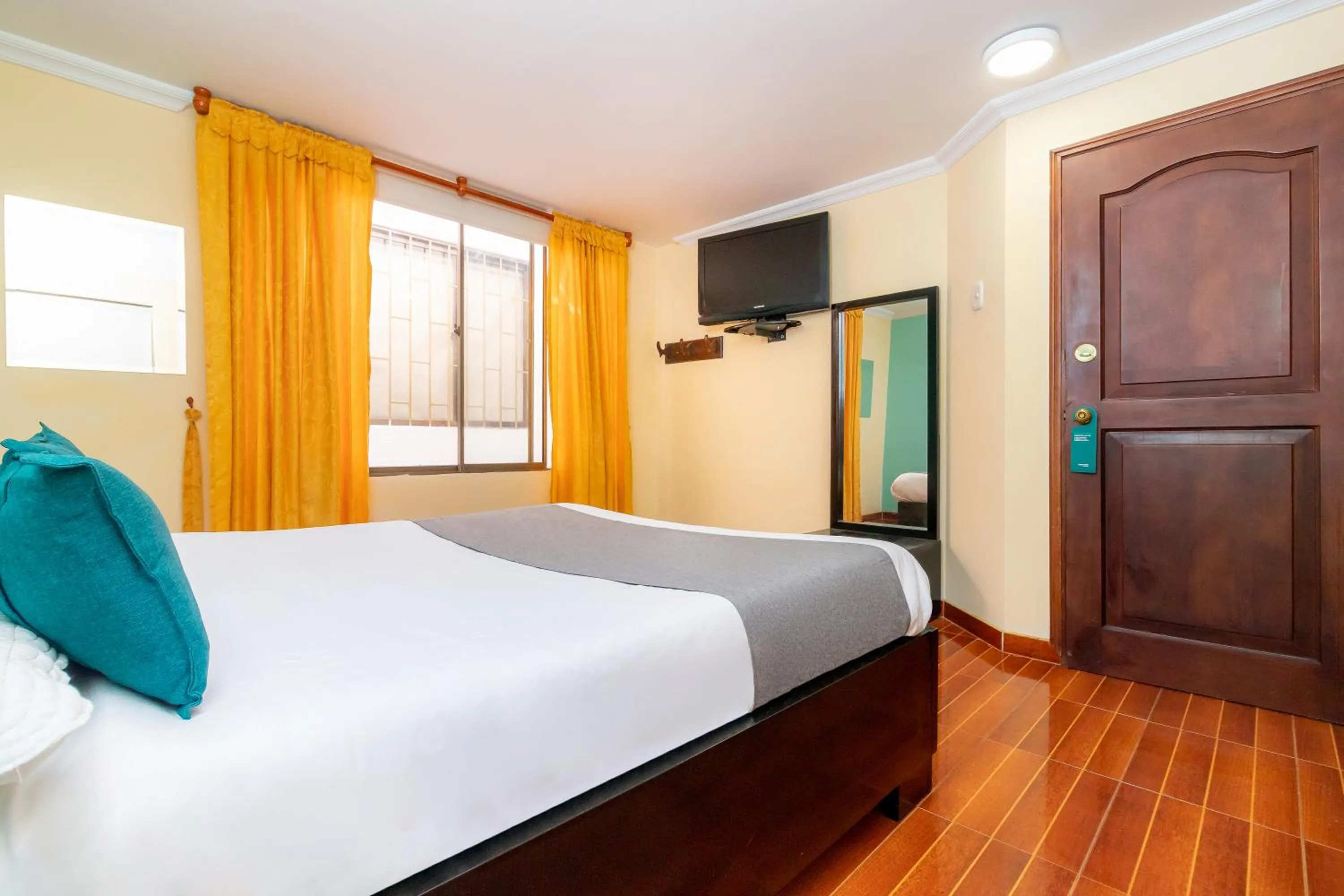 Bed in Hotel Ayenda Normandy